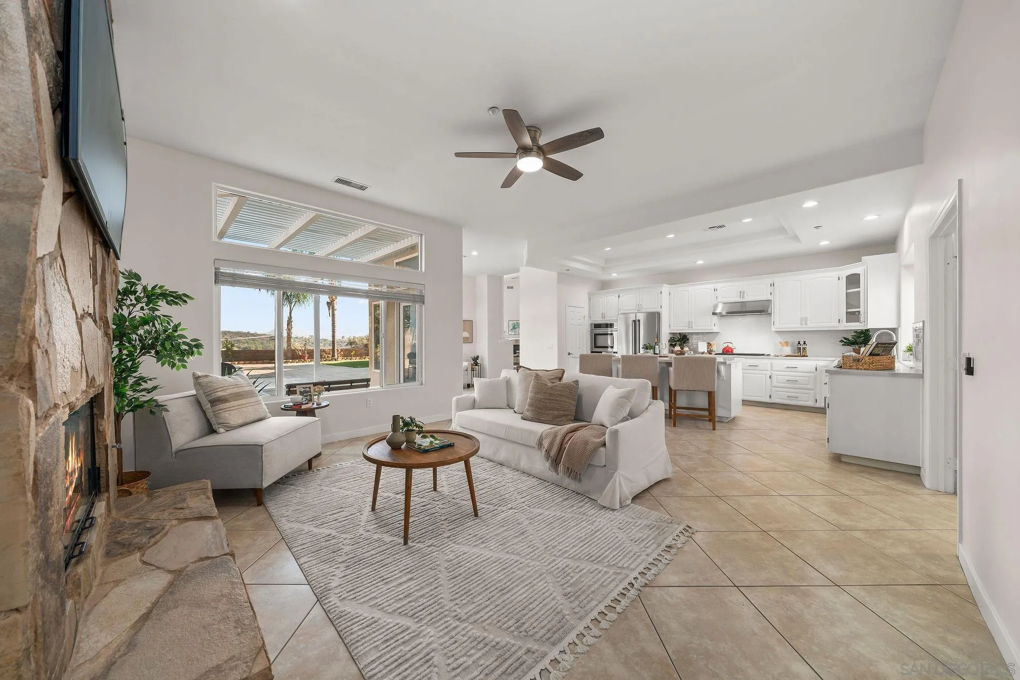 2625-27 Rancho Sierra