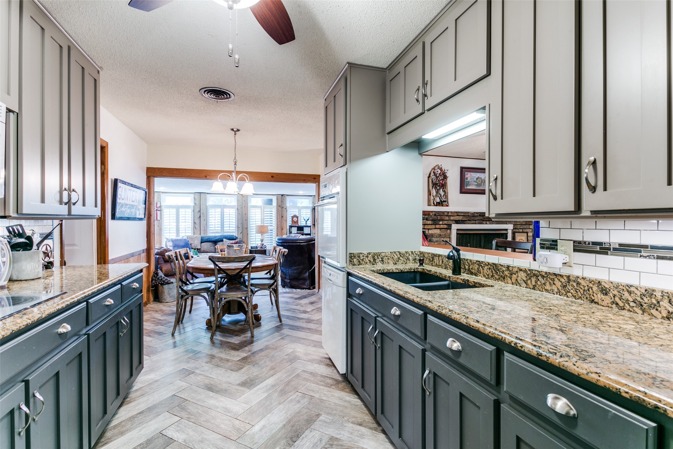 637 Post Oak Drive
