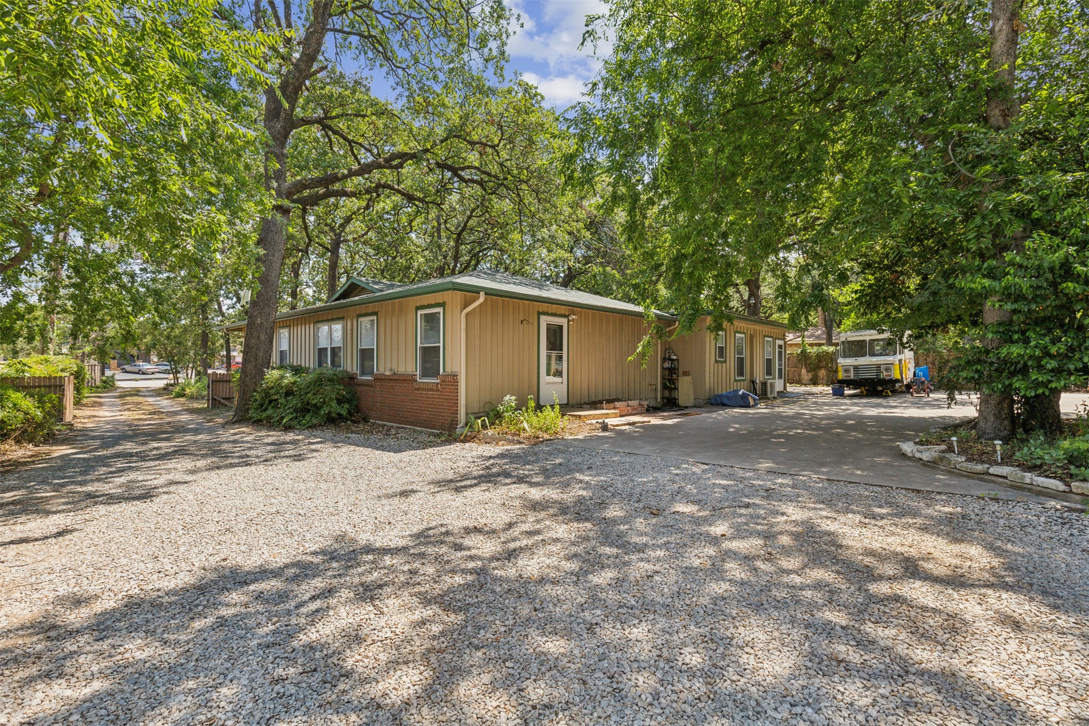 824 W Bedford Euless Road W