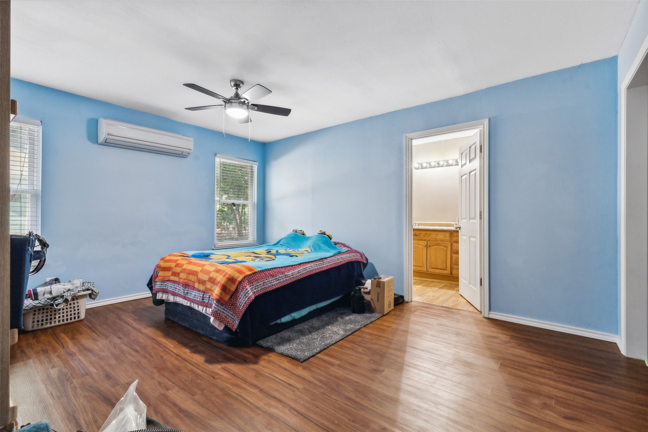 824 W Bedford Euless Road W