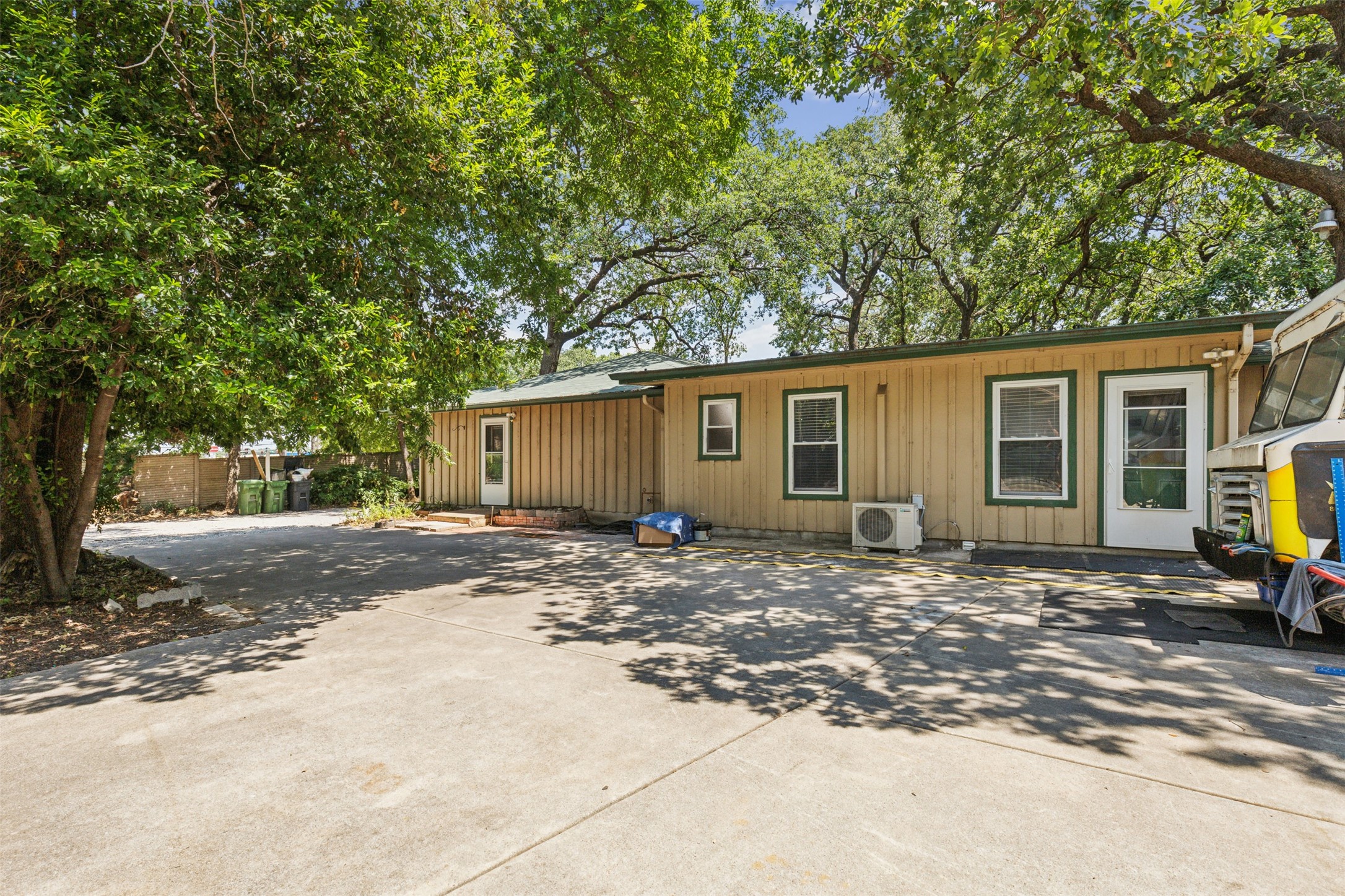 824 W Bedford Euless Road W