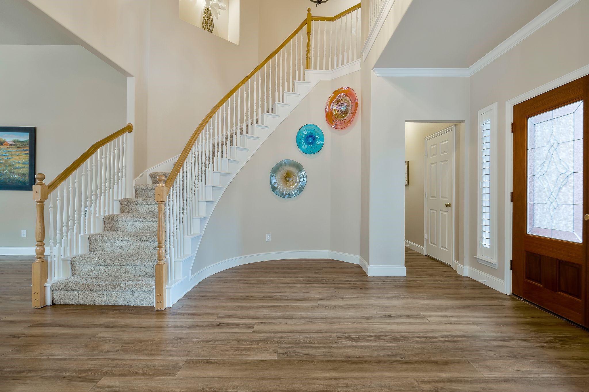 2401 Crockett Court