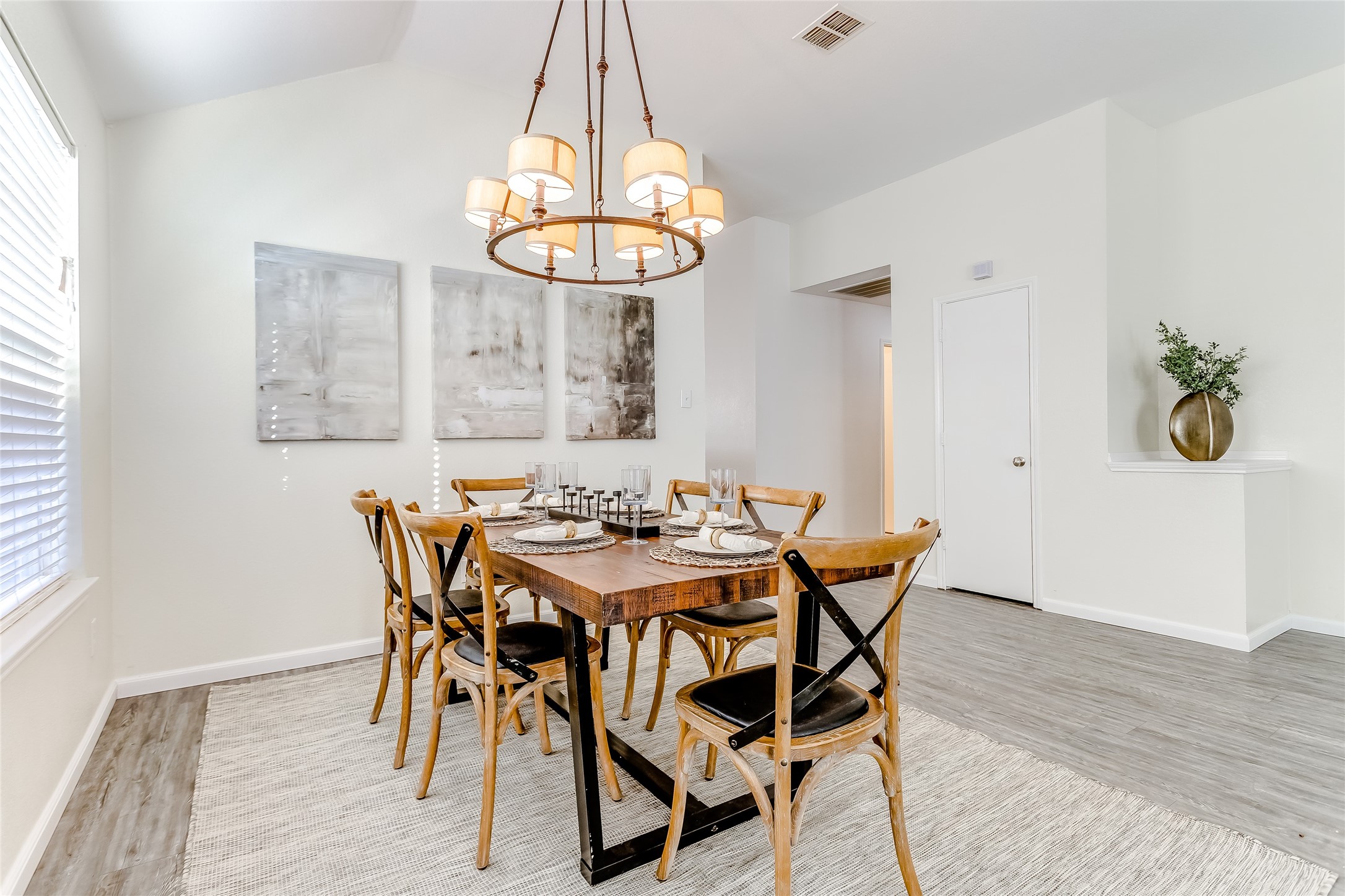 5445 Caribou Ridge Drive