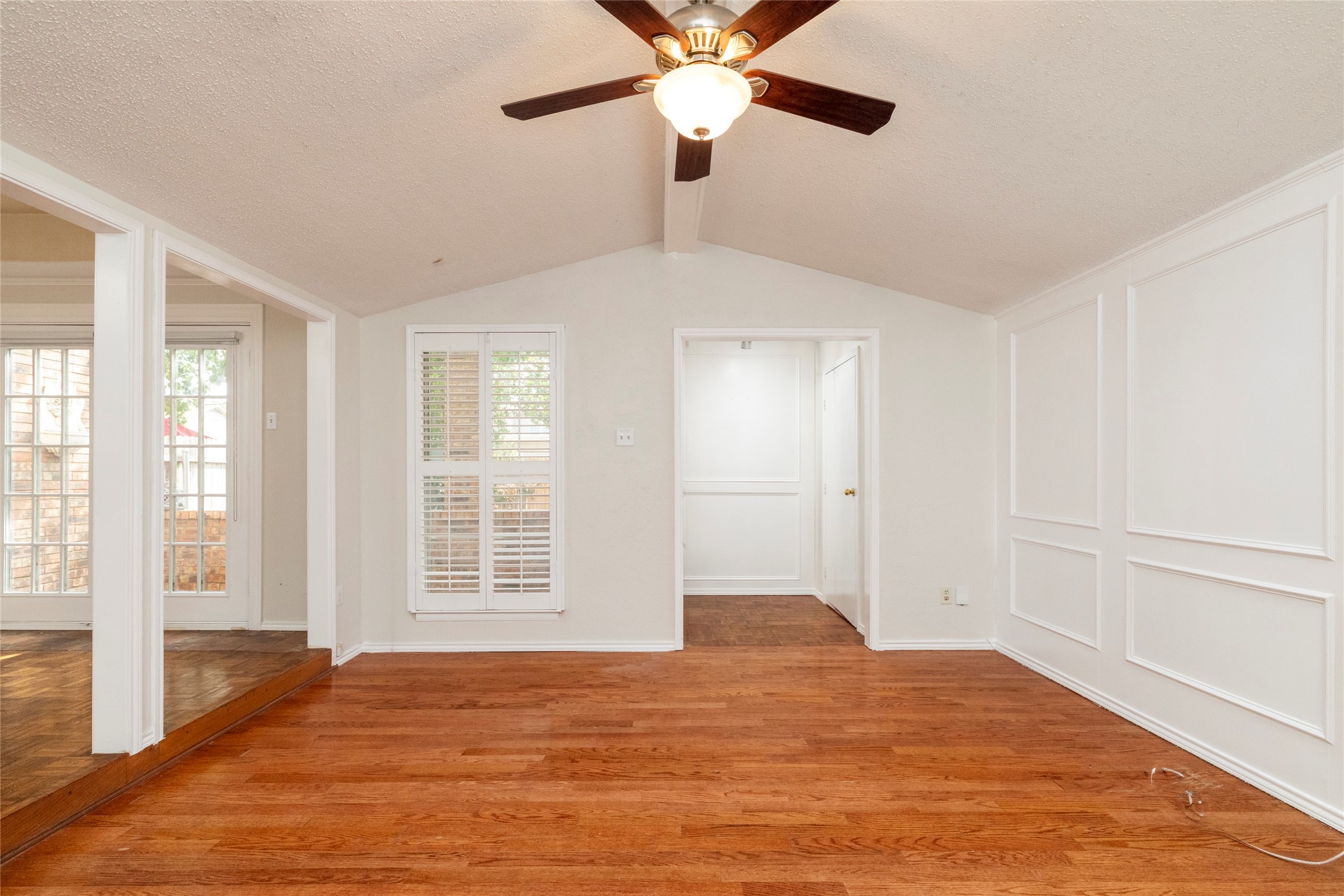 2810 Spring Valley Drive