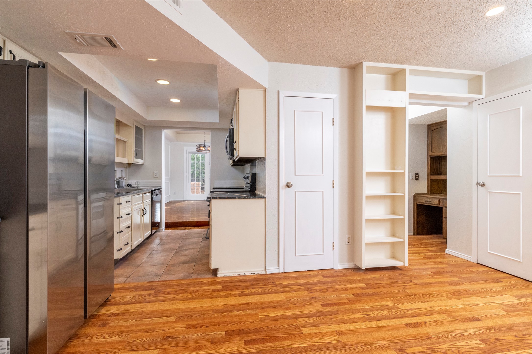 2810 Spring Valley Drive