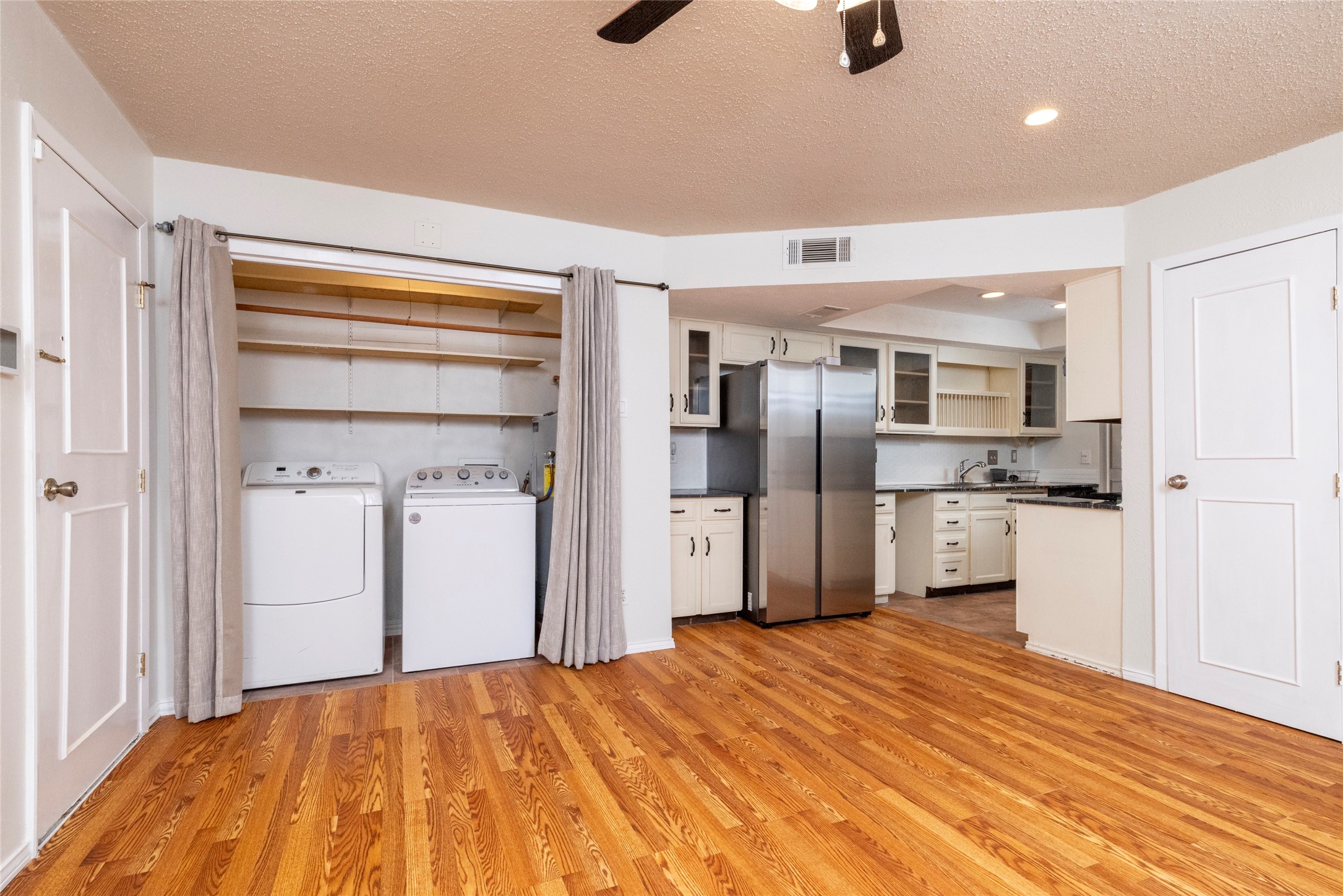 2810 Spring Valley Drive