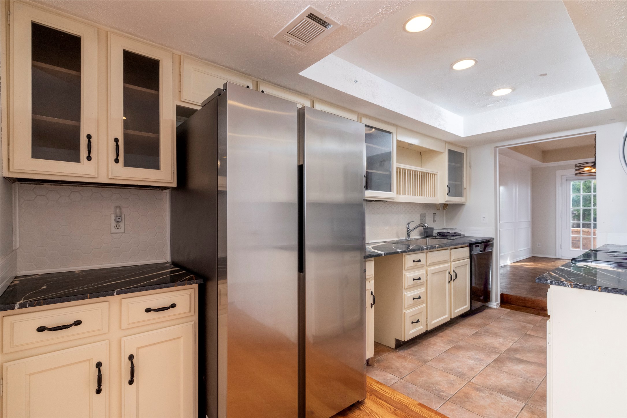 2810 Spring Valley Drive