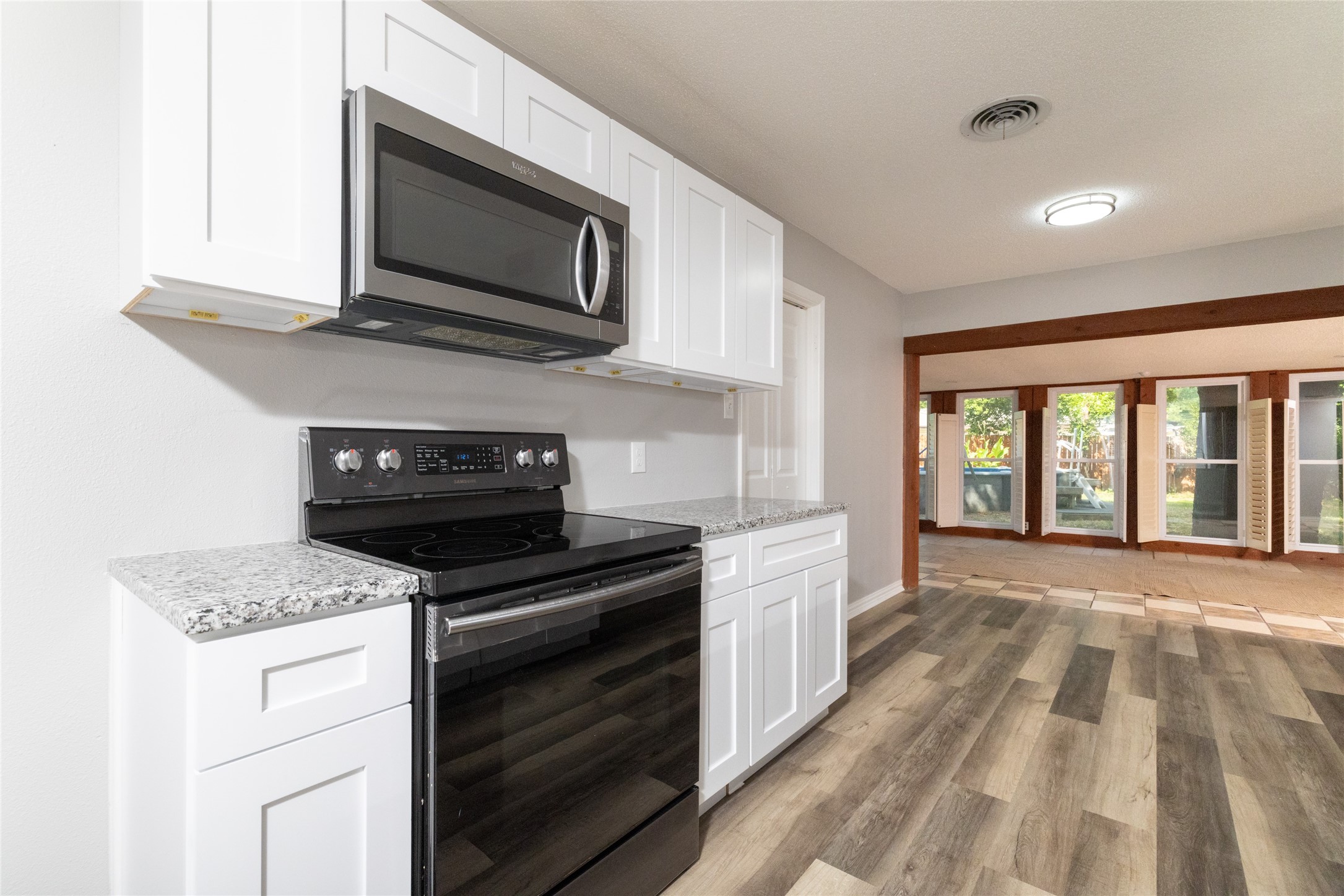 637 Post Oak Drive