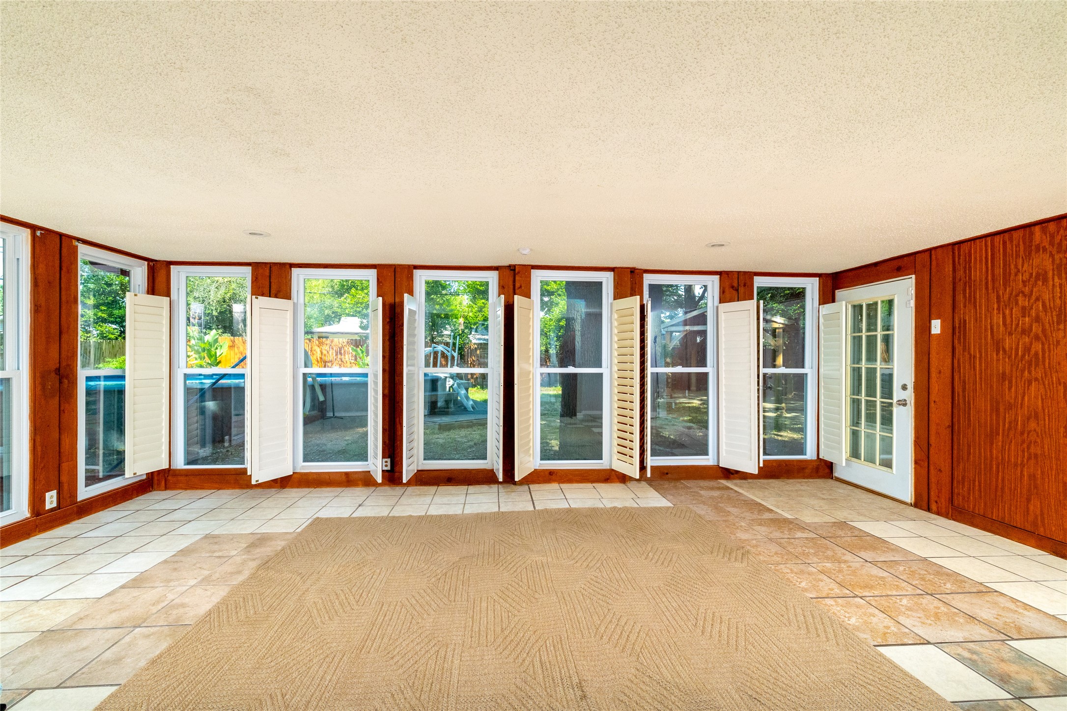 637 Post Oak Drive