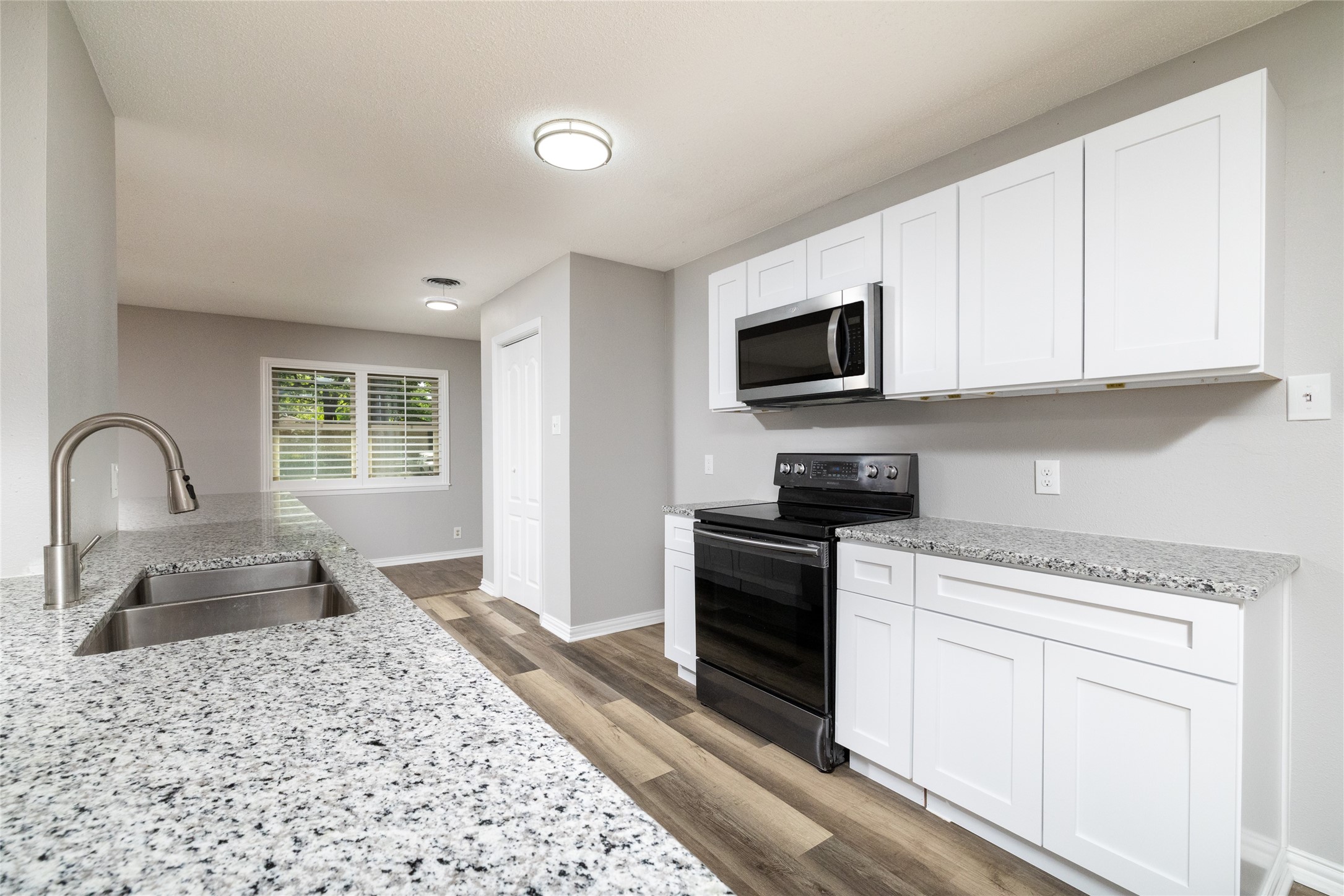 637 Post Oak Drive