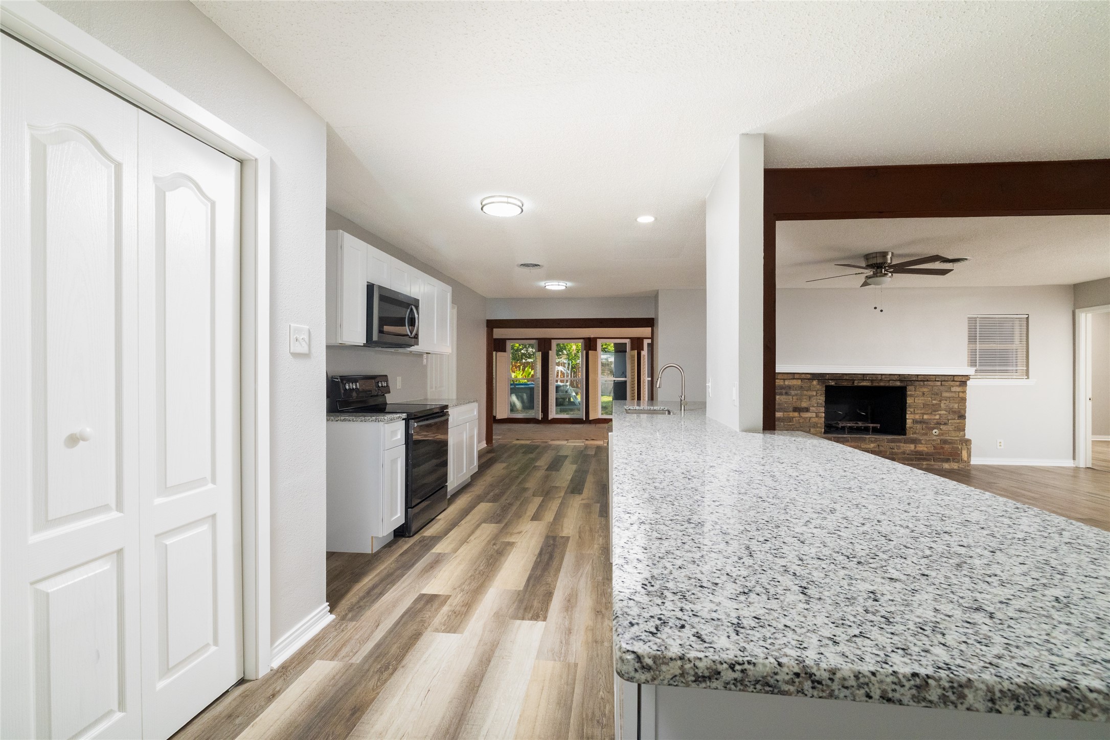 637 Post Oak Drive