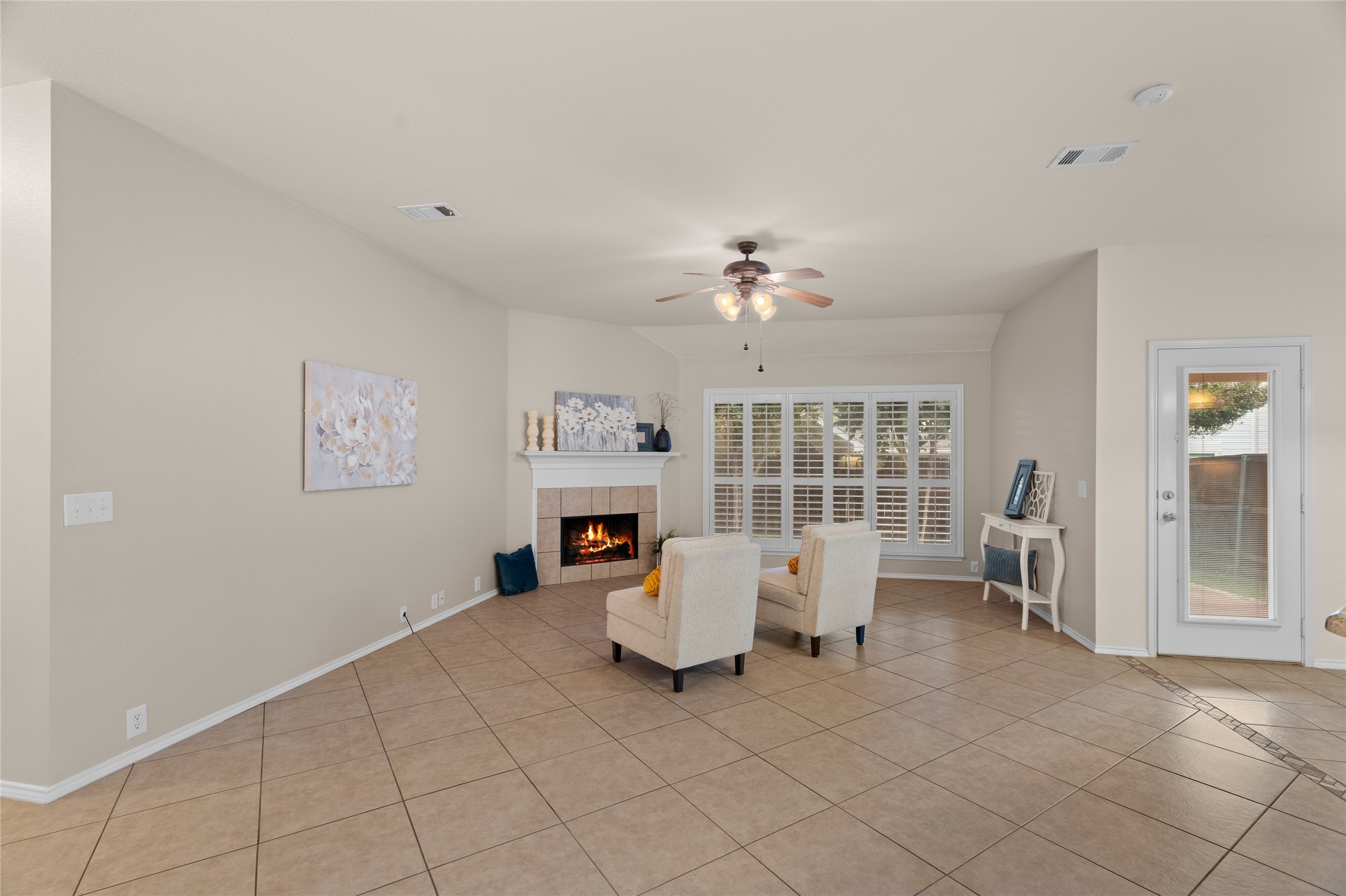 4404 Chris Drive