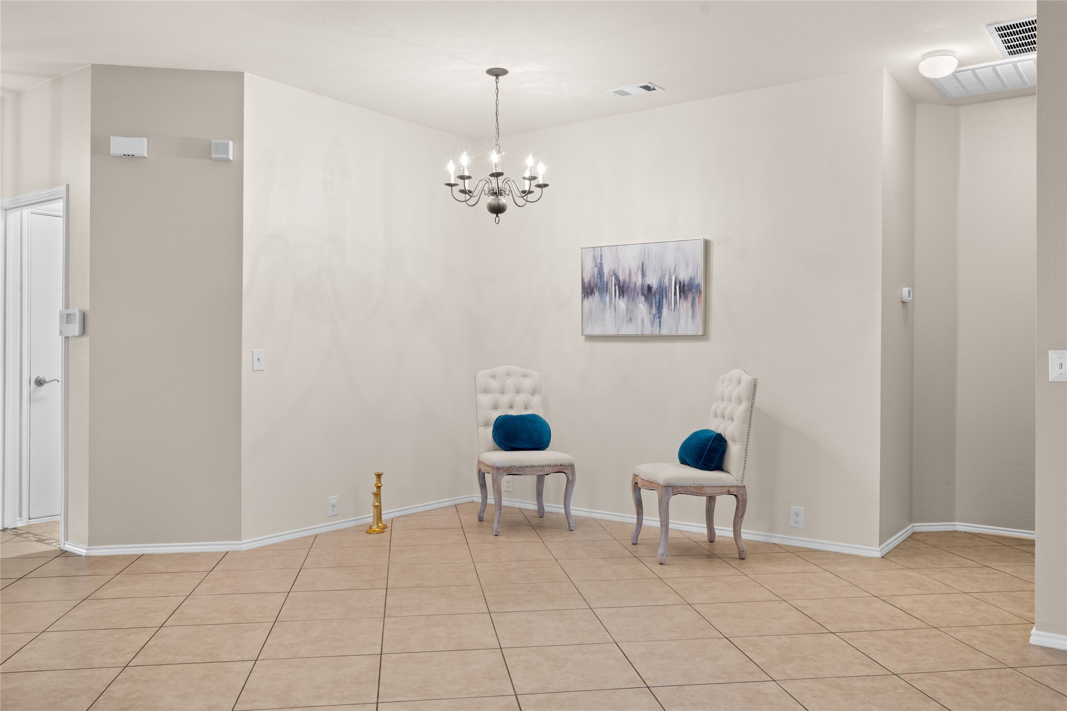4404 Chris Drive