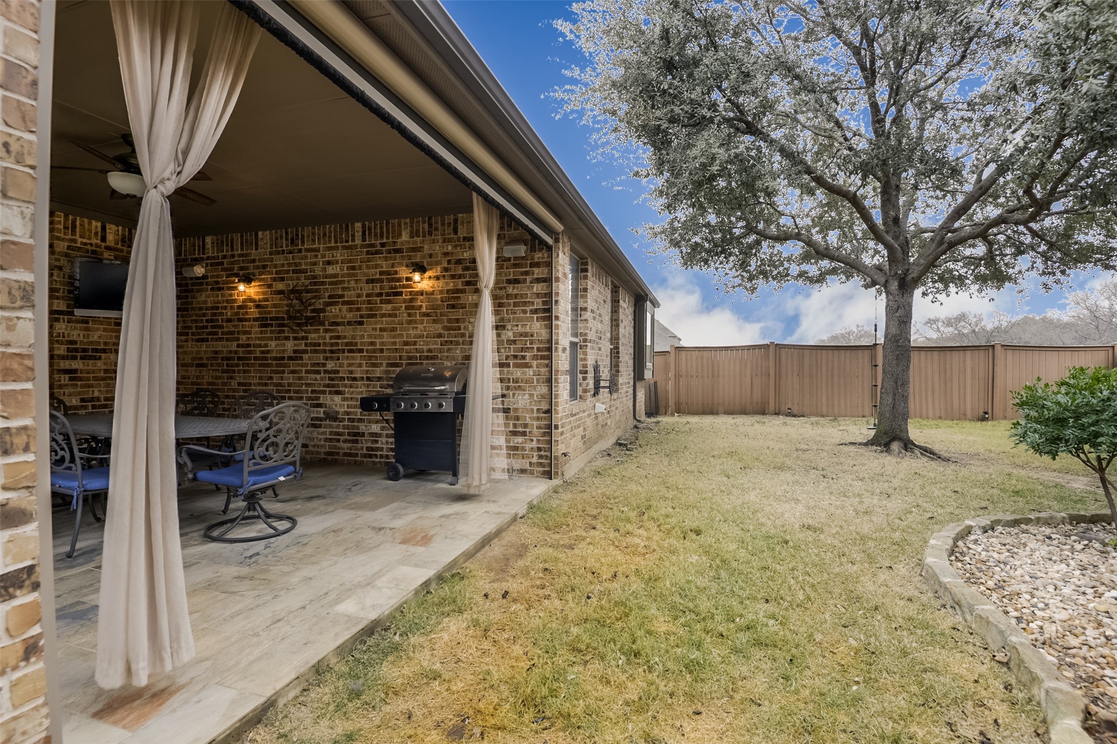 6904 Finch Drive