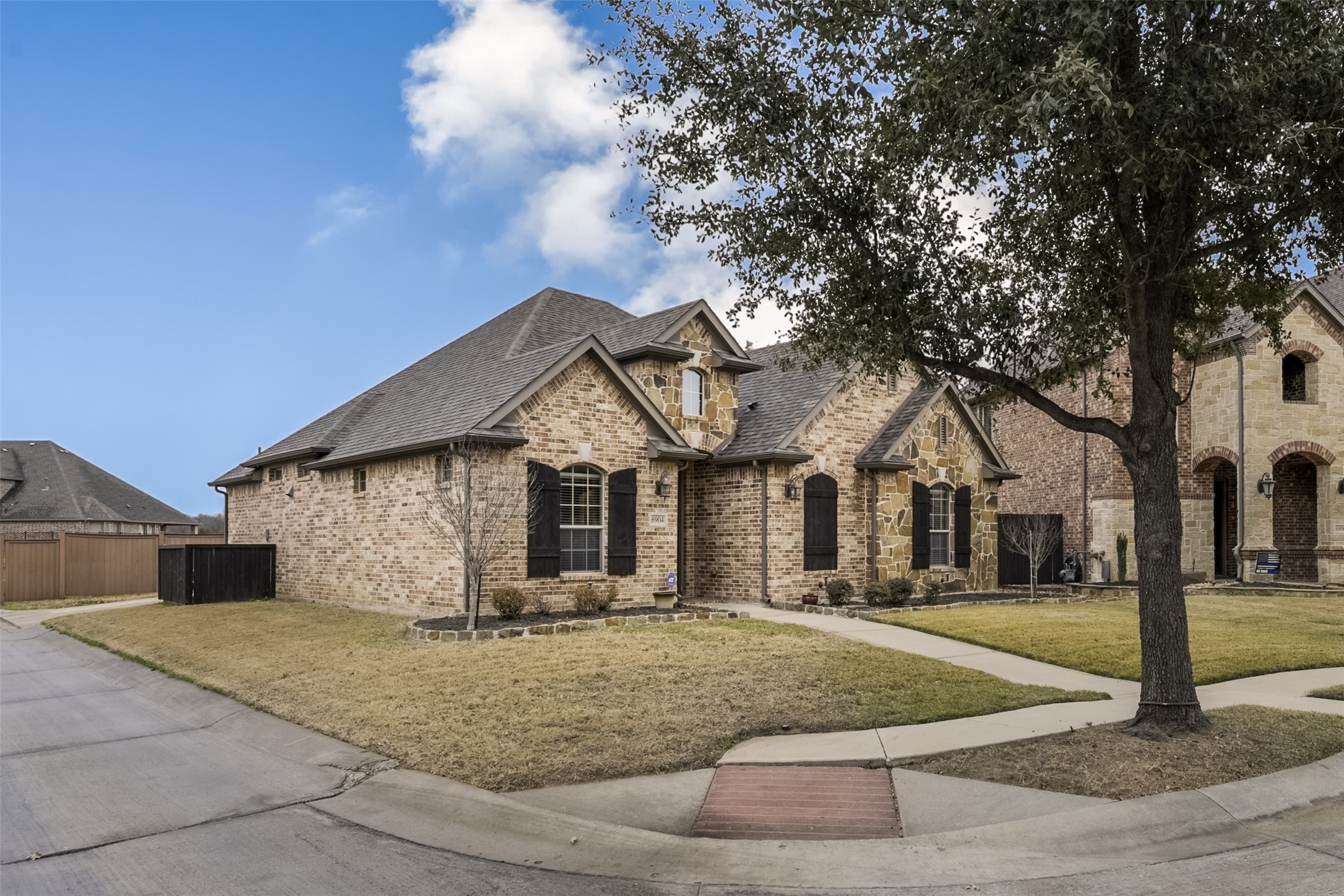 6904 Finch Drive