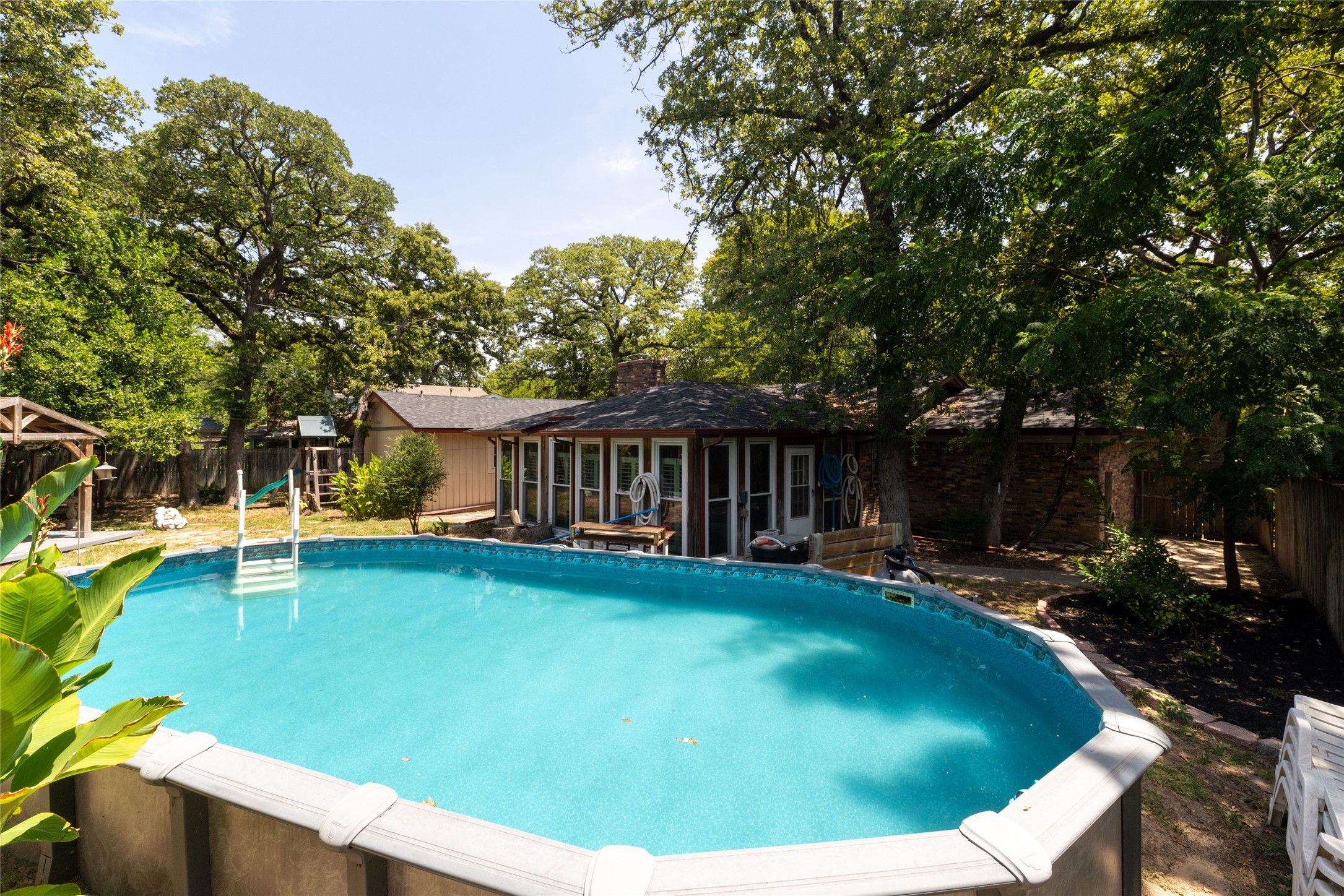 637 Post Oak Drive