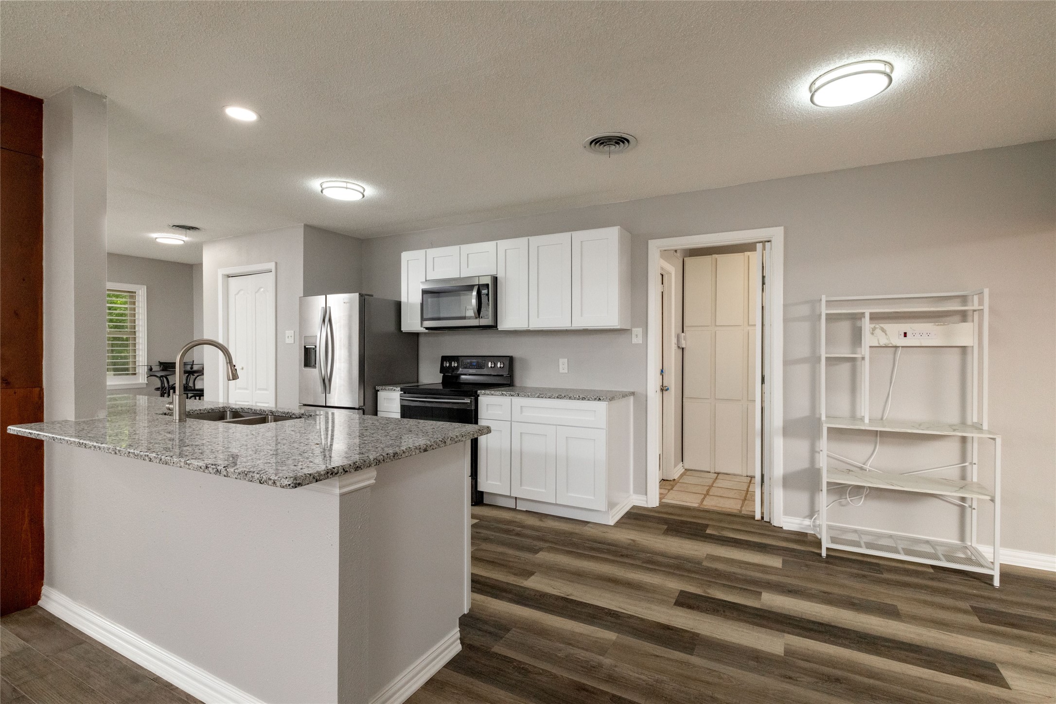 637 Post Oak Drive