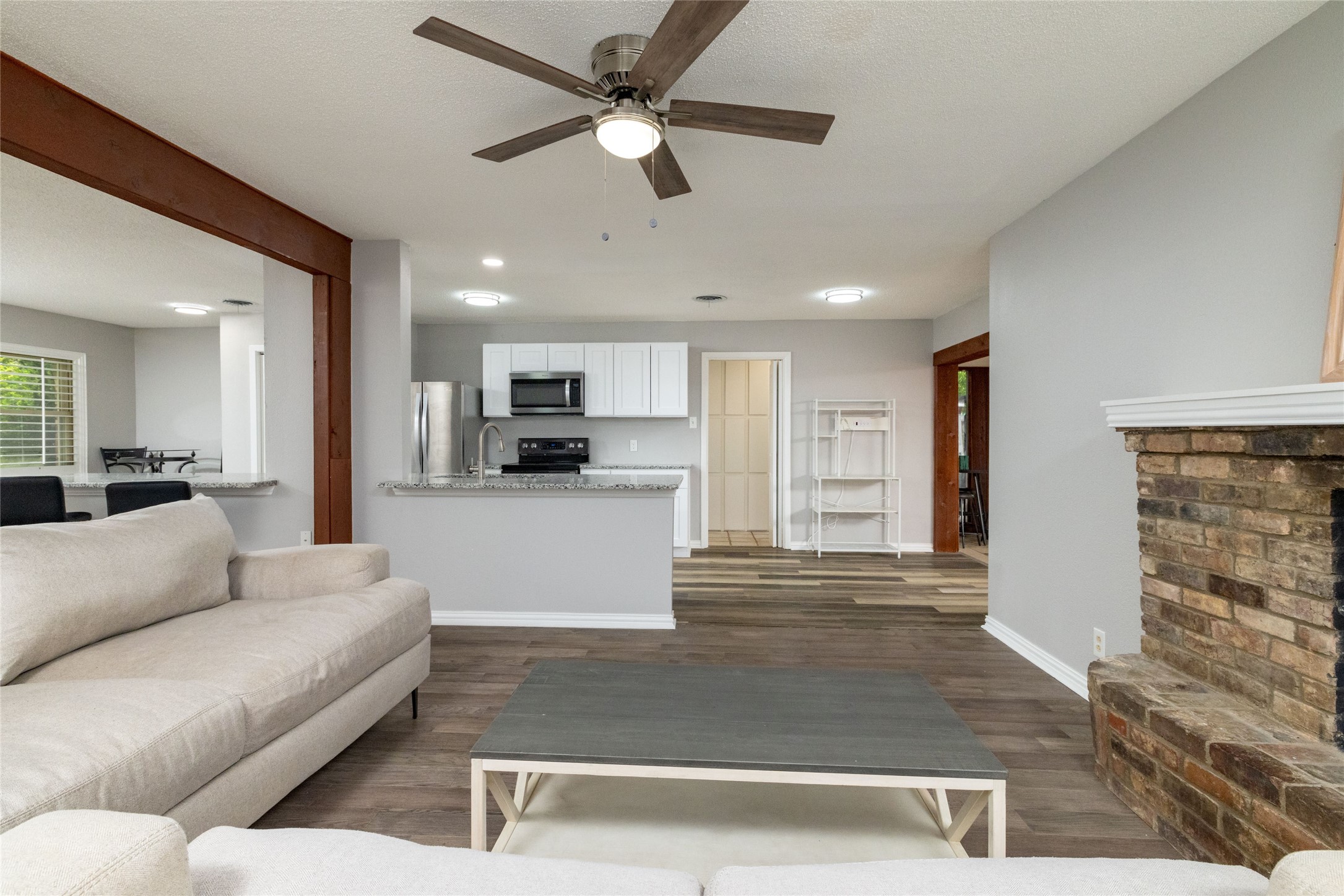 637 Post Oak Drive