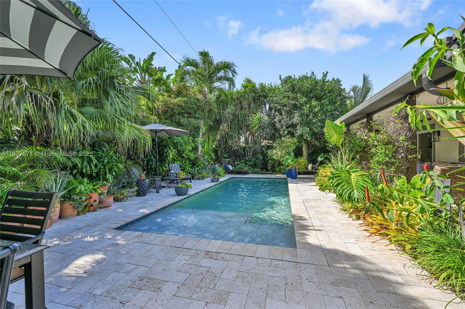 378 SW 33rd Ter