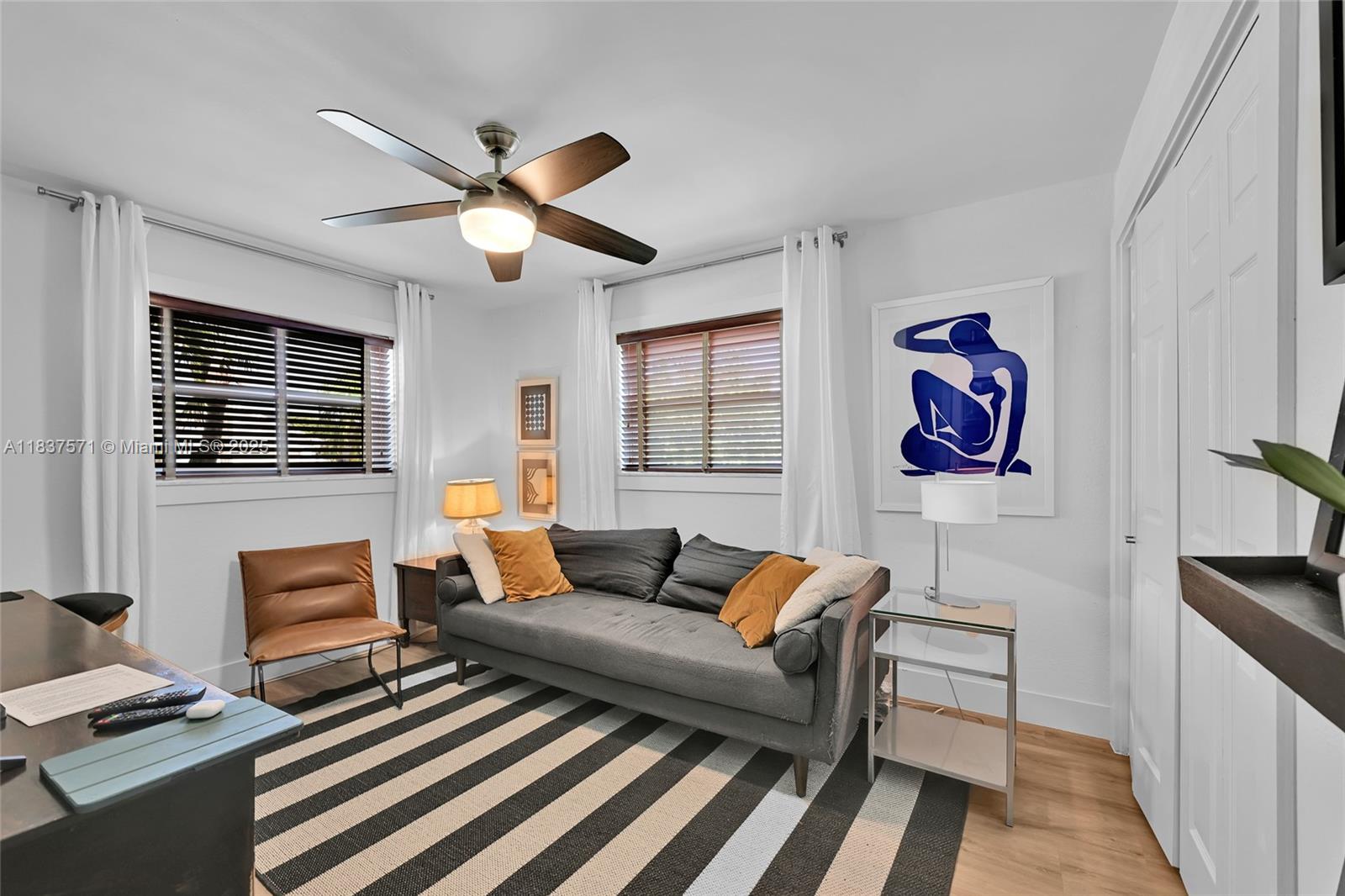 378 SW 33rd Ter