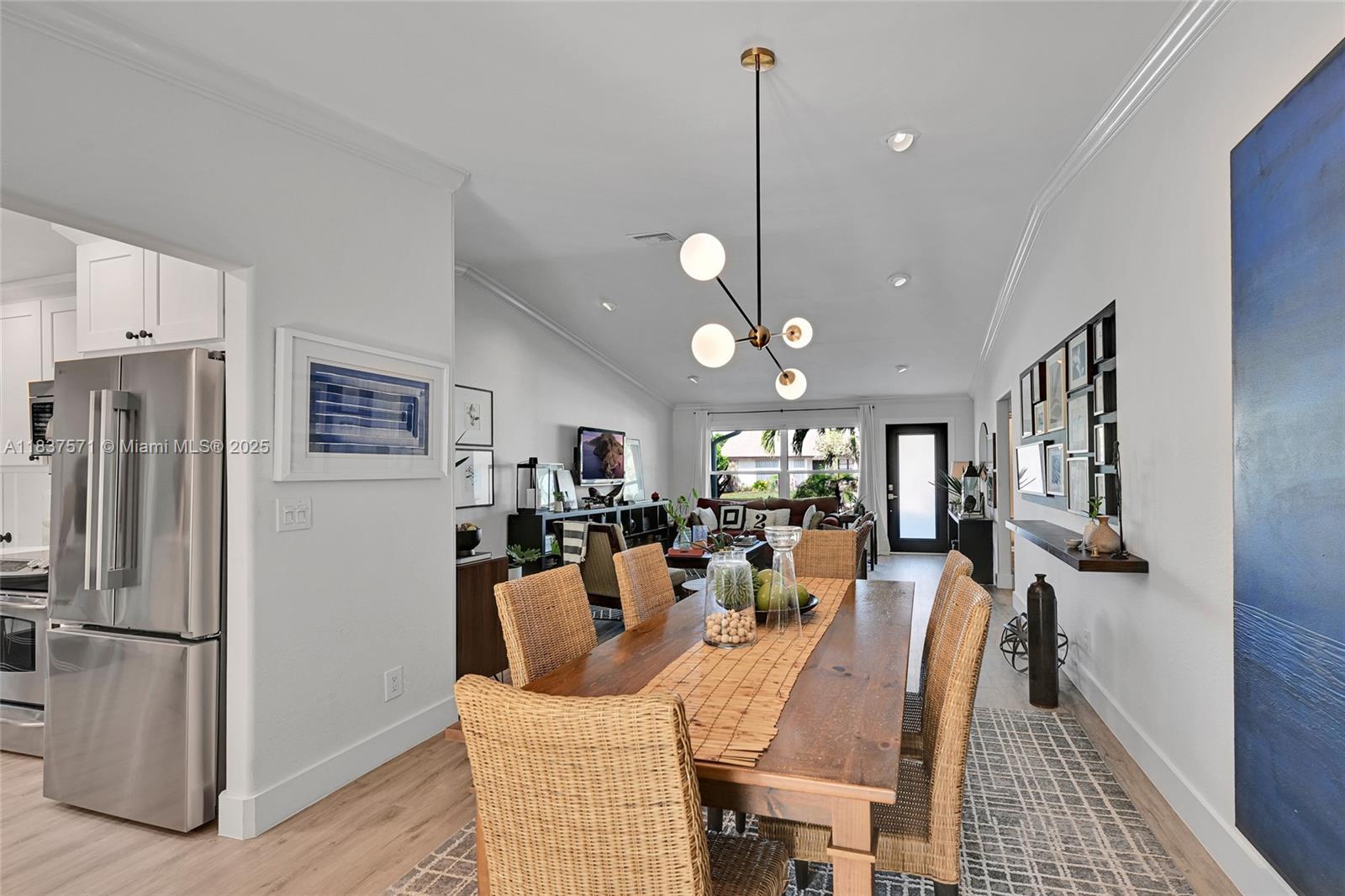 378 SW 33rd Ter