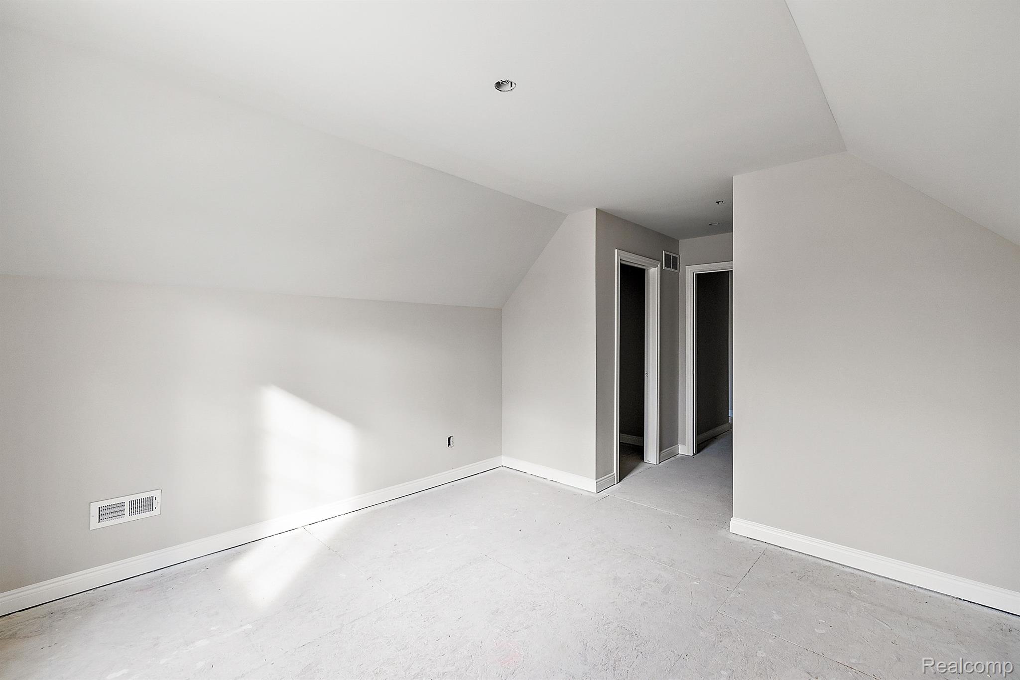 51660 CREEK VIEW Drive