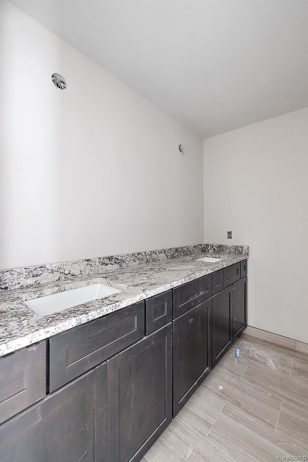 51660 CREEK VIEW Drive