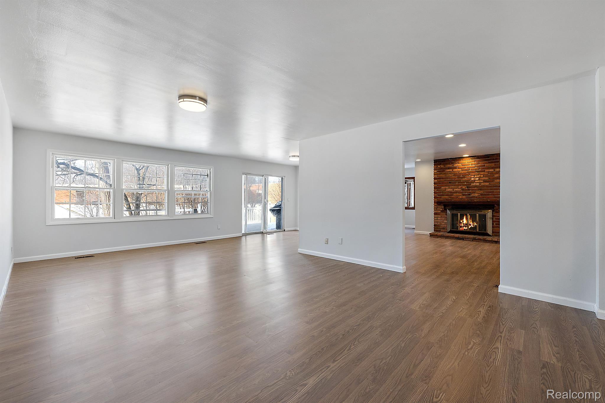4565 MILL POND Drive