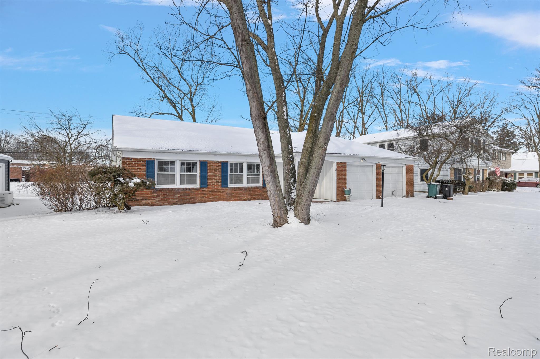 4565 MILL POND Drive