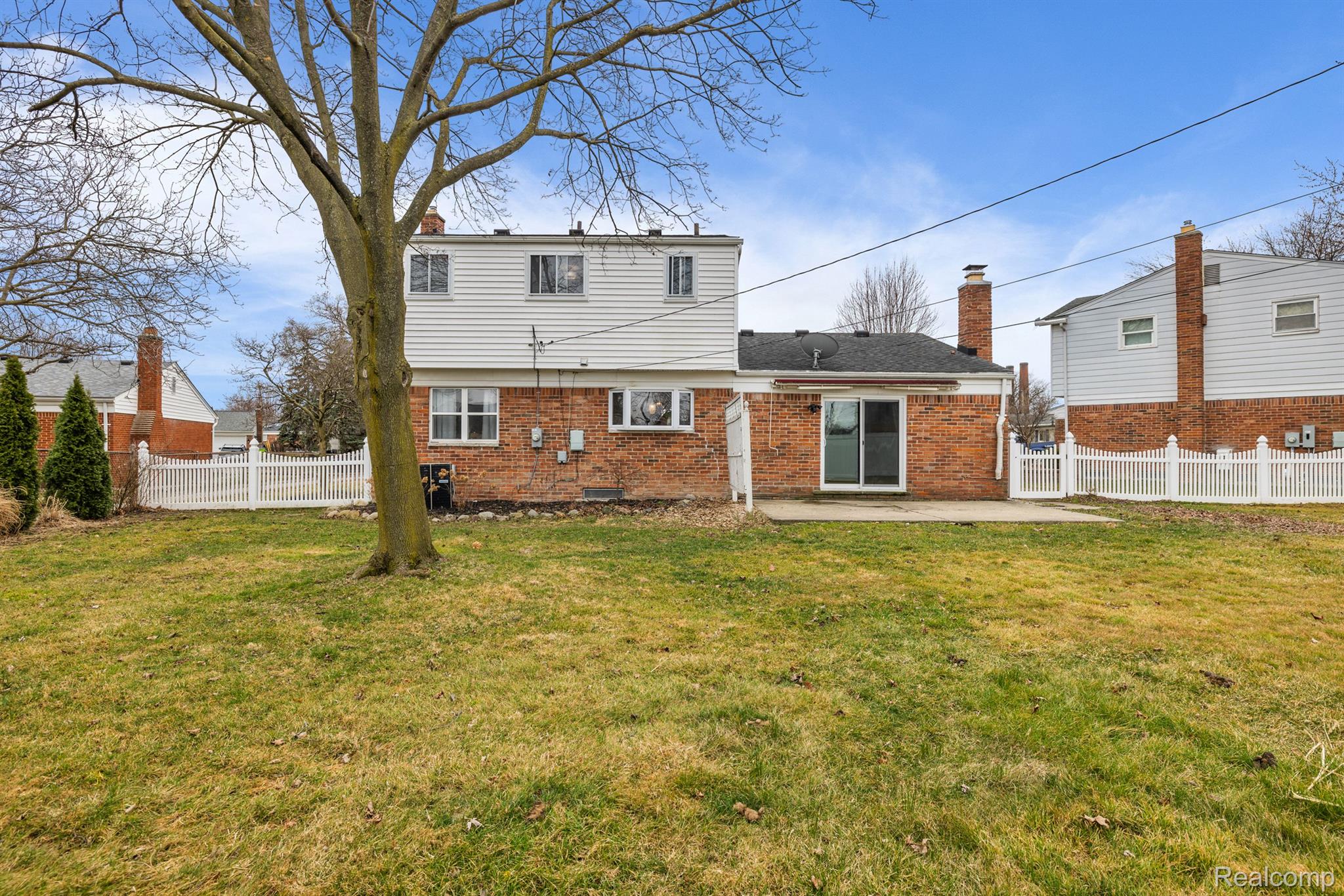 751 TANGLEWOOD Drive