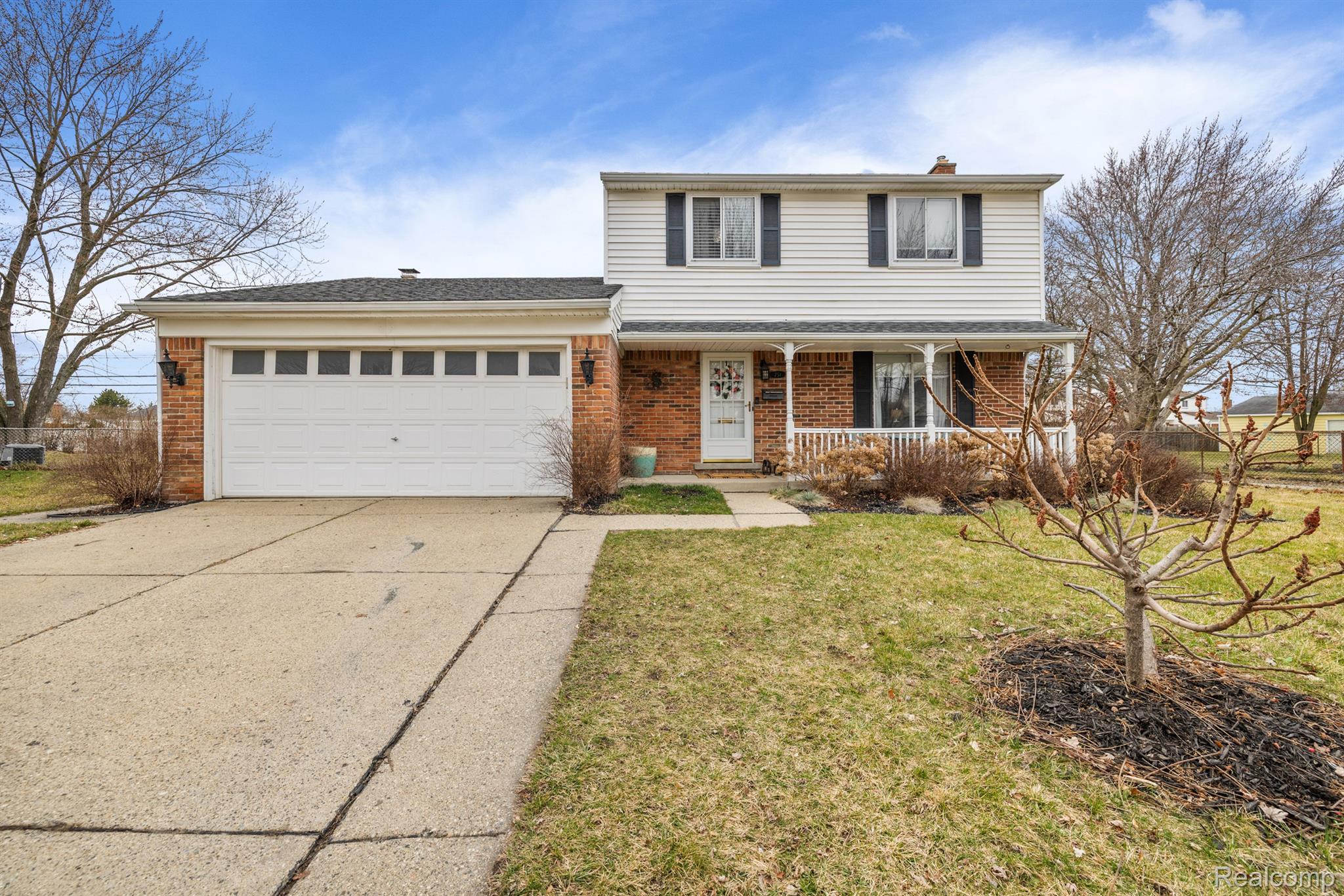 751 TANGLEWOOD Drive