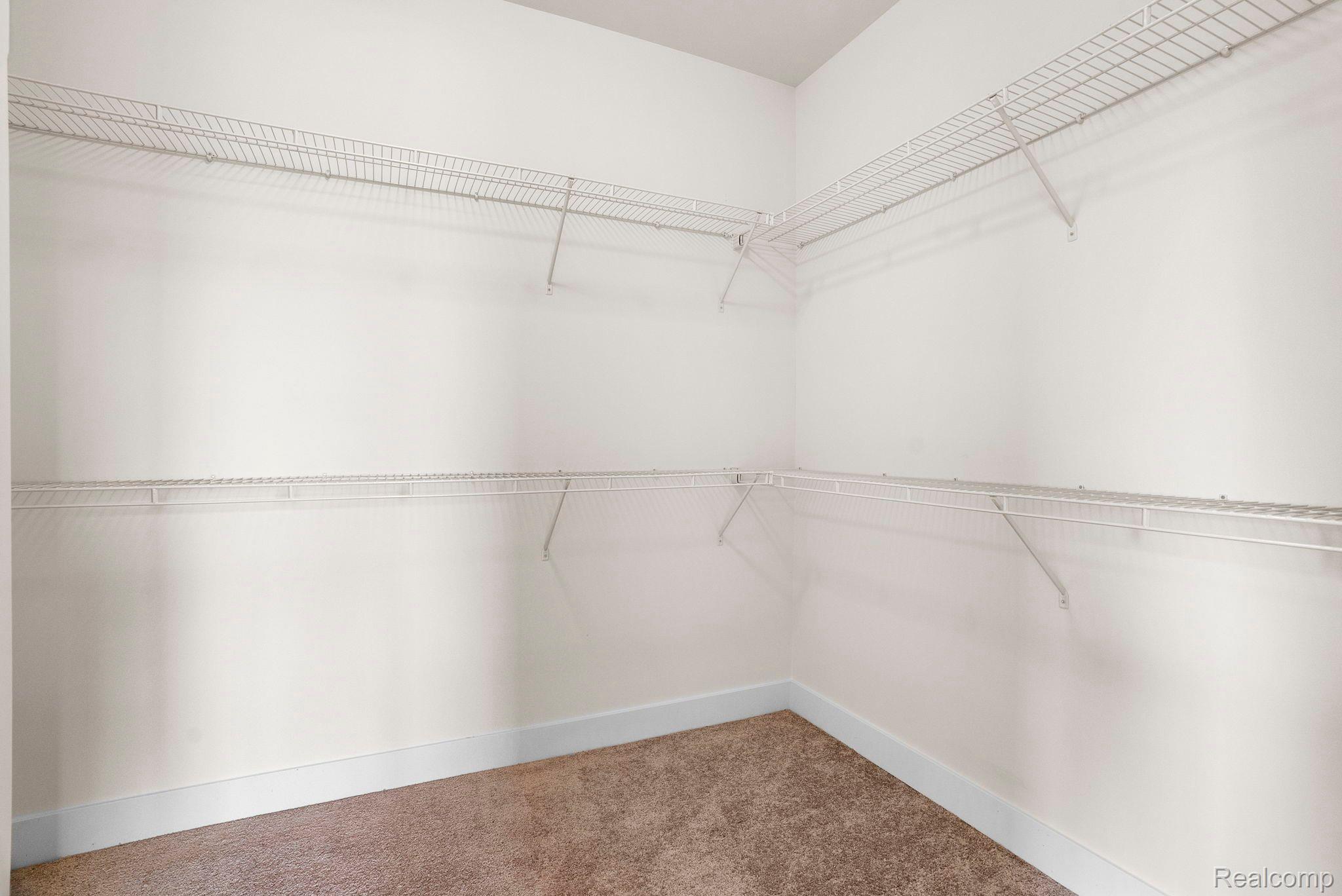 4090 SPRING MEADOWS Drive