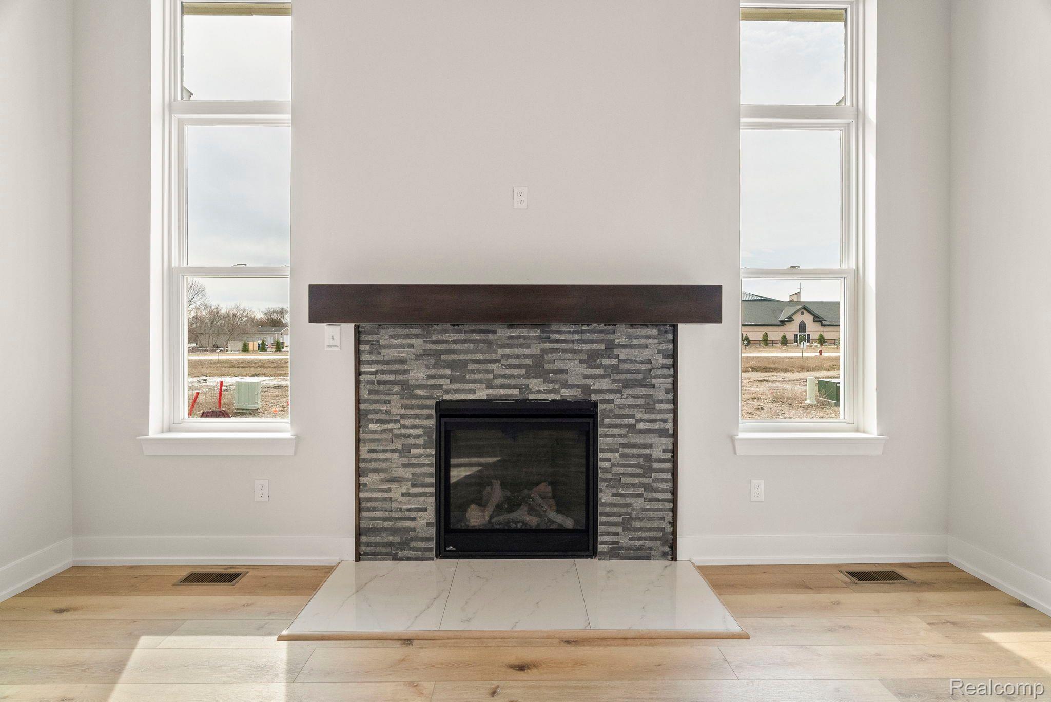 4090 SPRING MEADOWS Drive