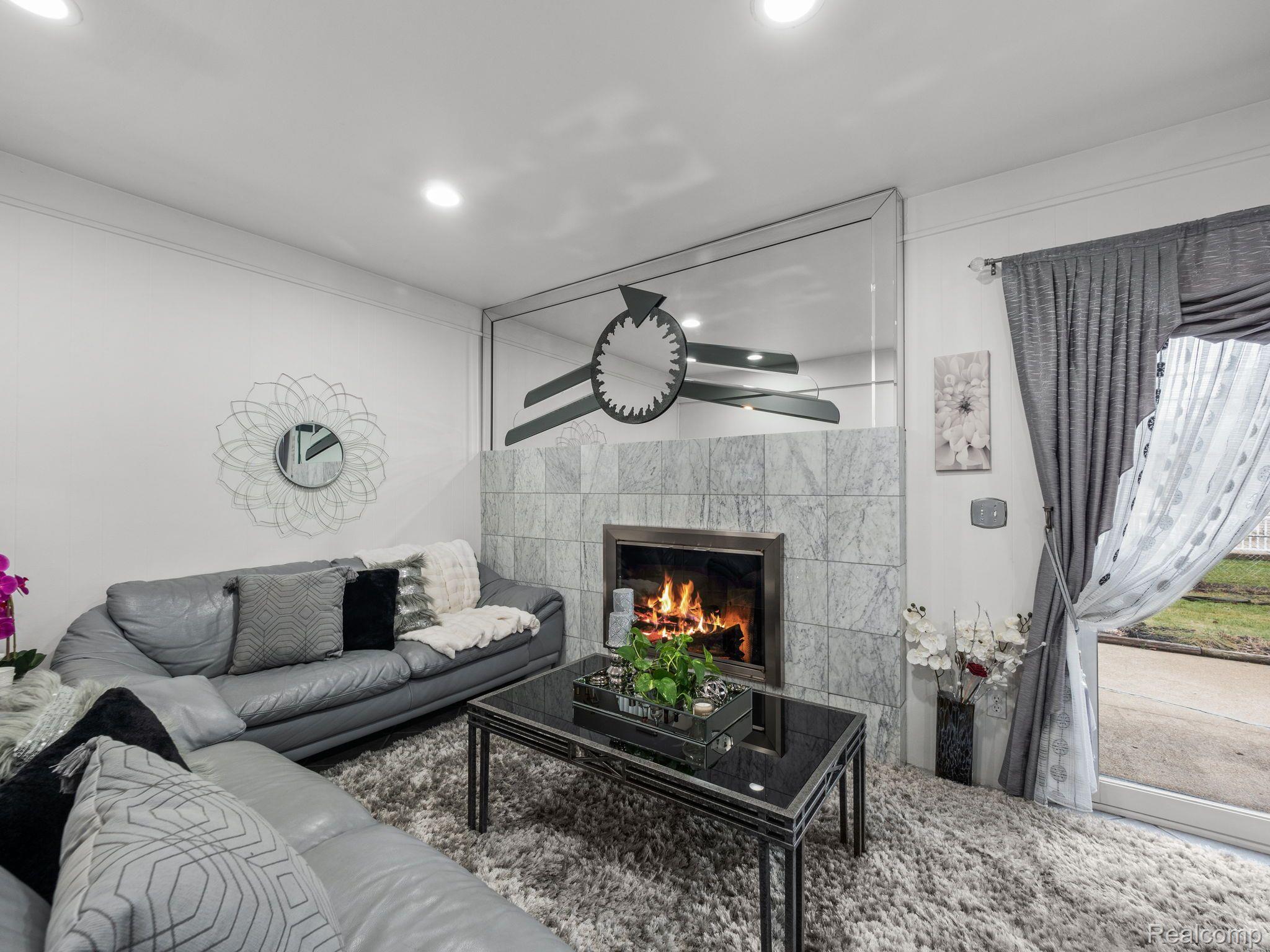 4003 GUNTHER Drive