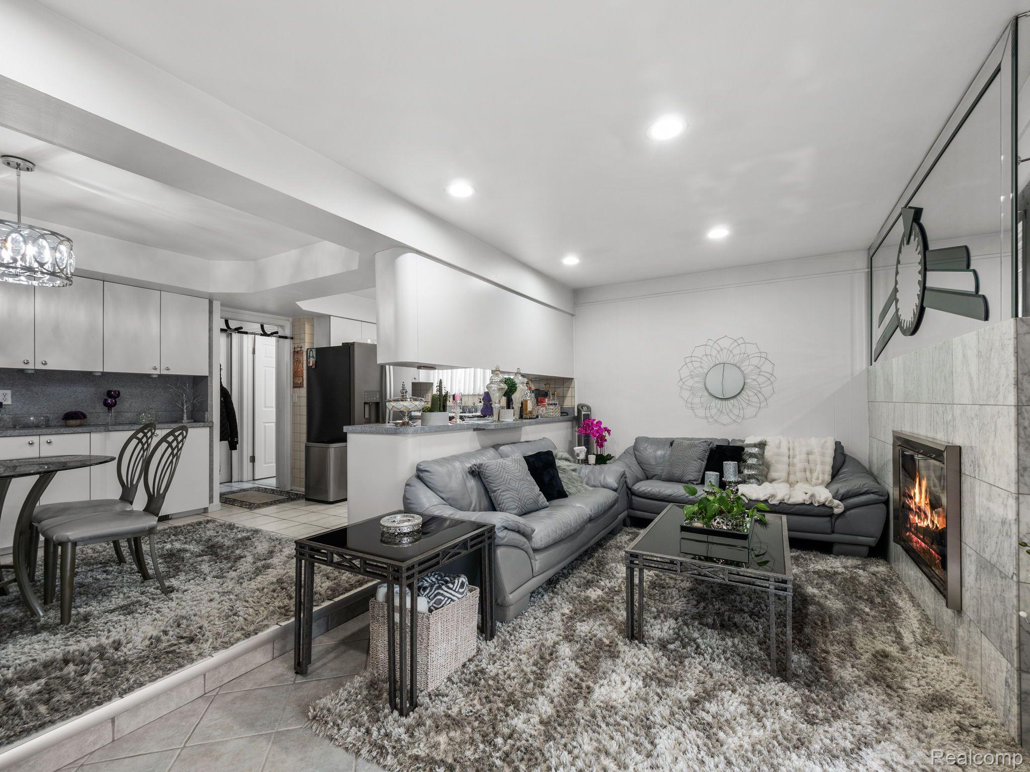 4003 GUNTHER Drive