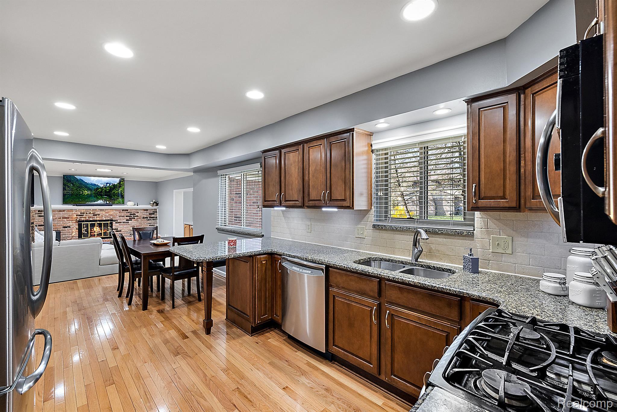 3937 FORGE Drive