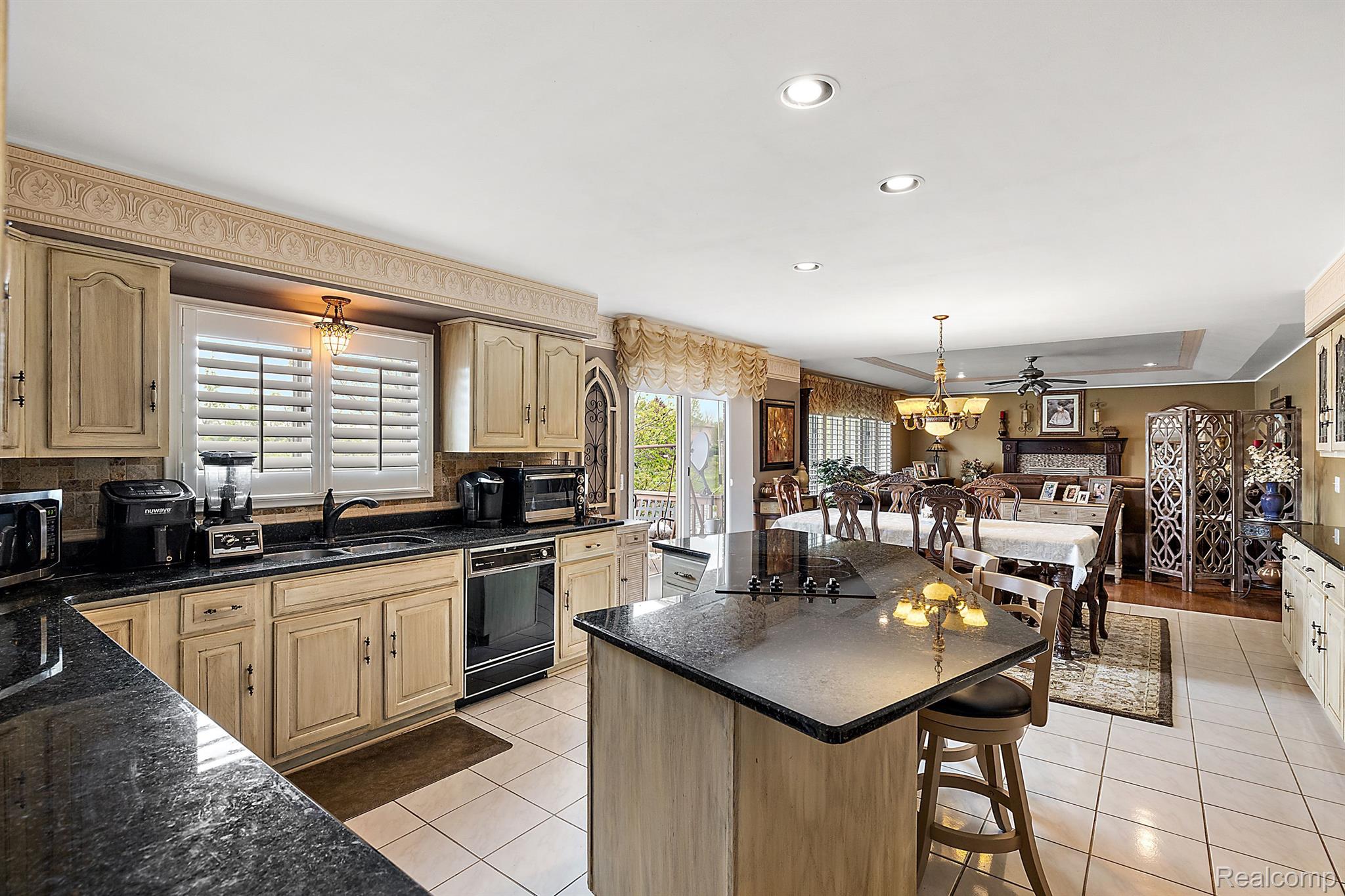 51299 SANDSHORES Drive