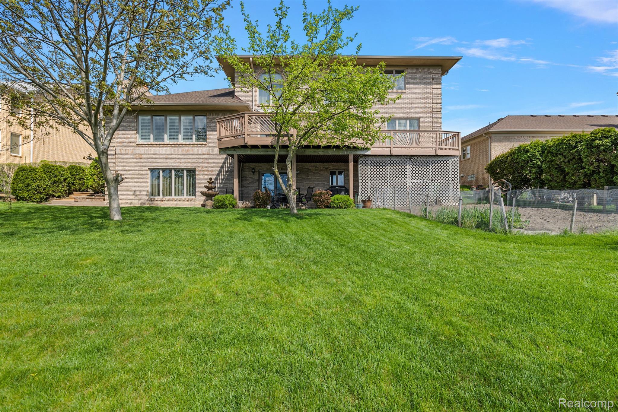 51299 SANDSHORES Drive