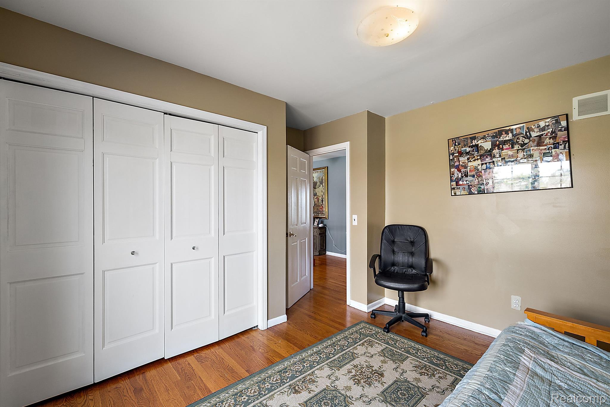 51299 SANDSHORES Drive