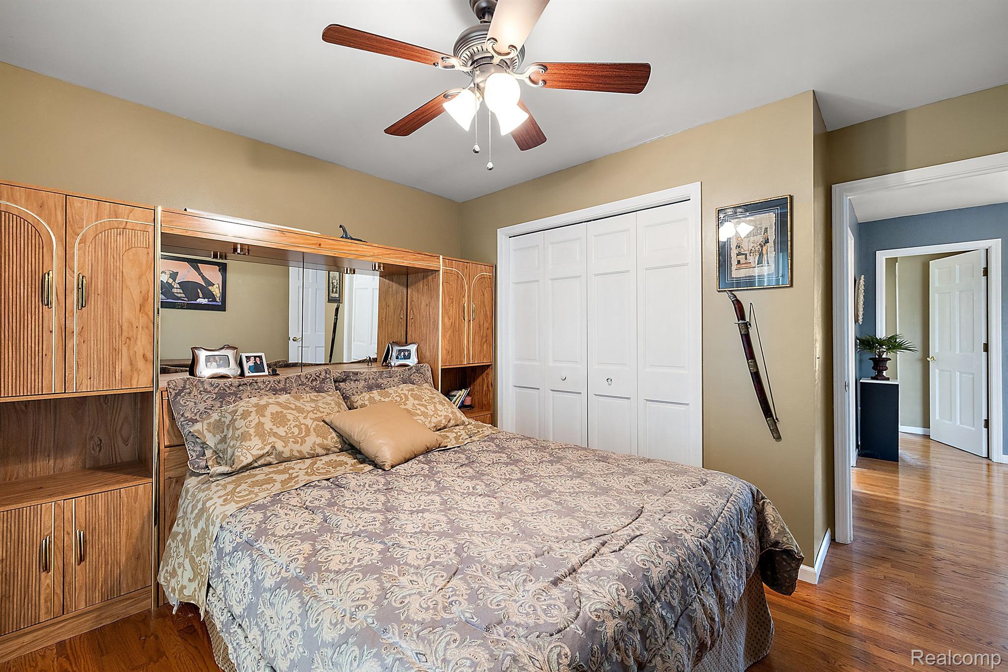 51299 SANDSHORES Drive