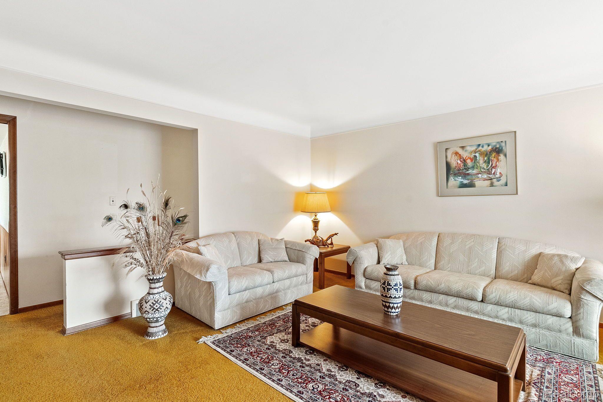4267 GUNTHER Drive