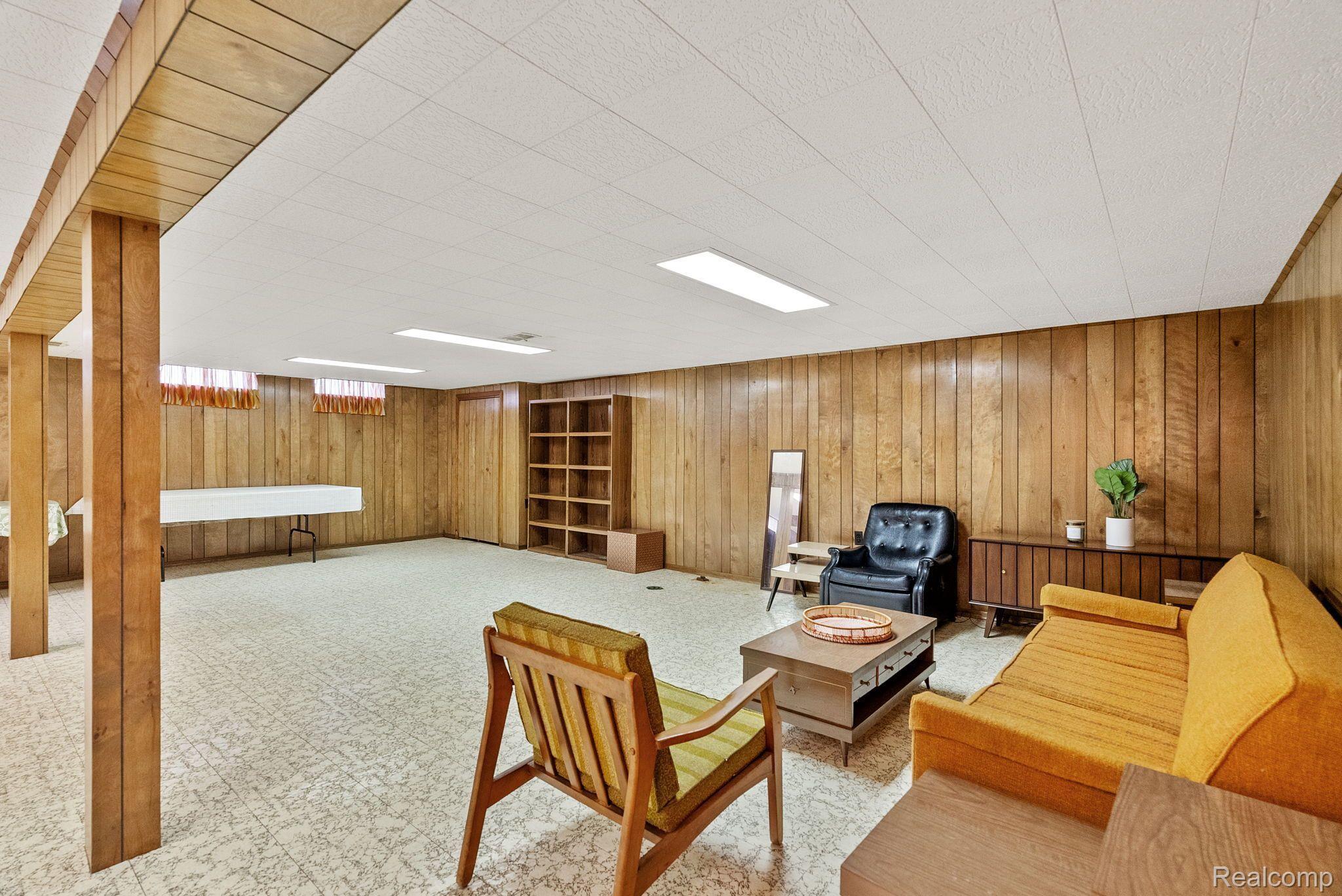 4267 GUNTHER Drive