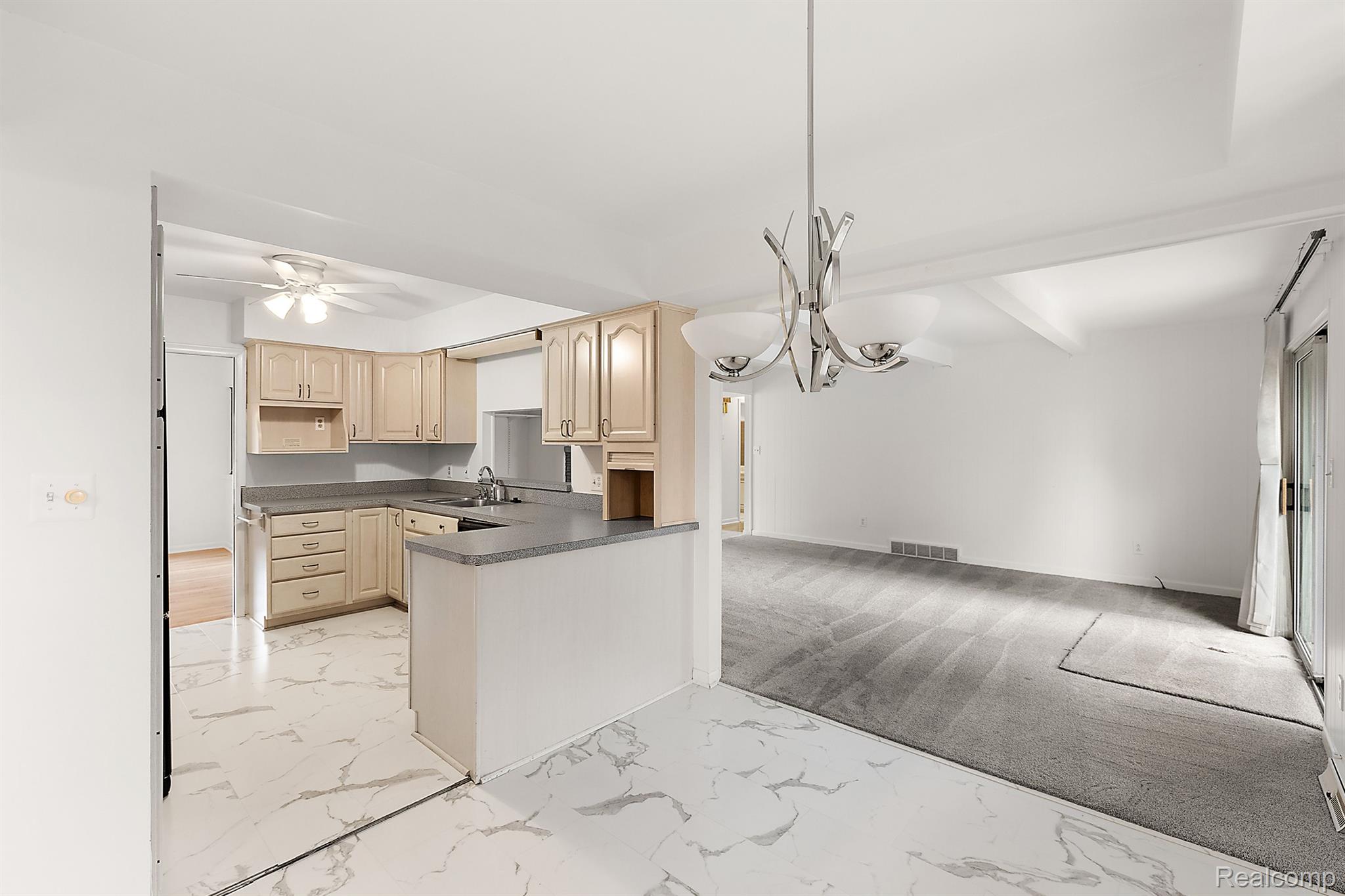 60 E SQUARE LAKE Road