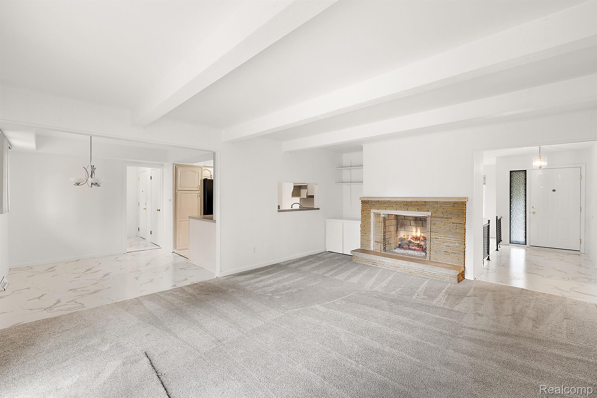 60 E SQUARE LAKE Road