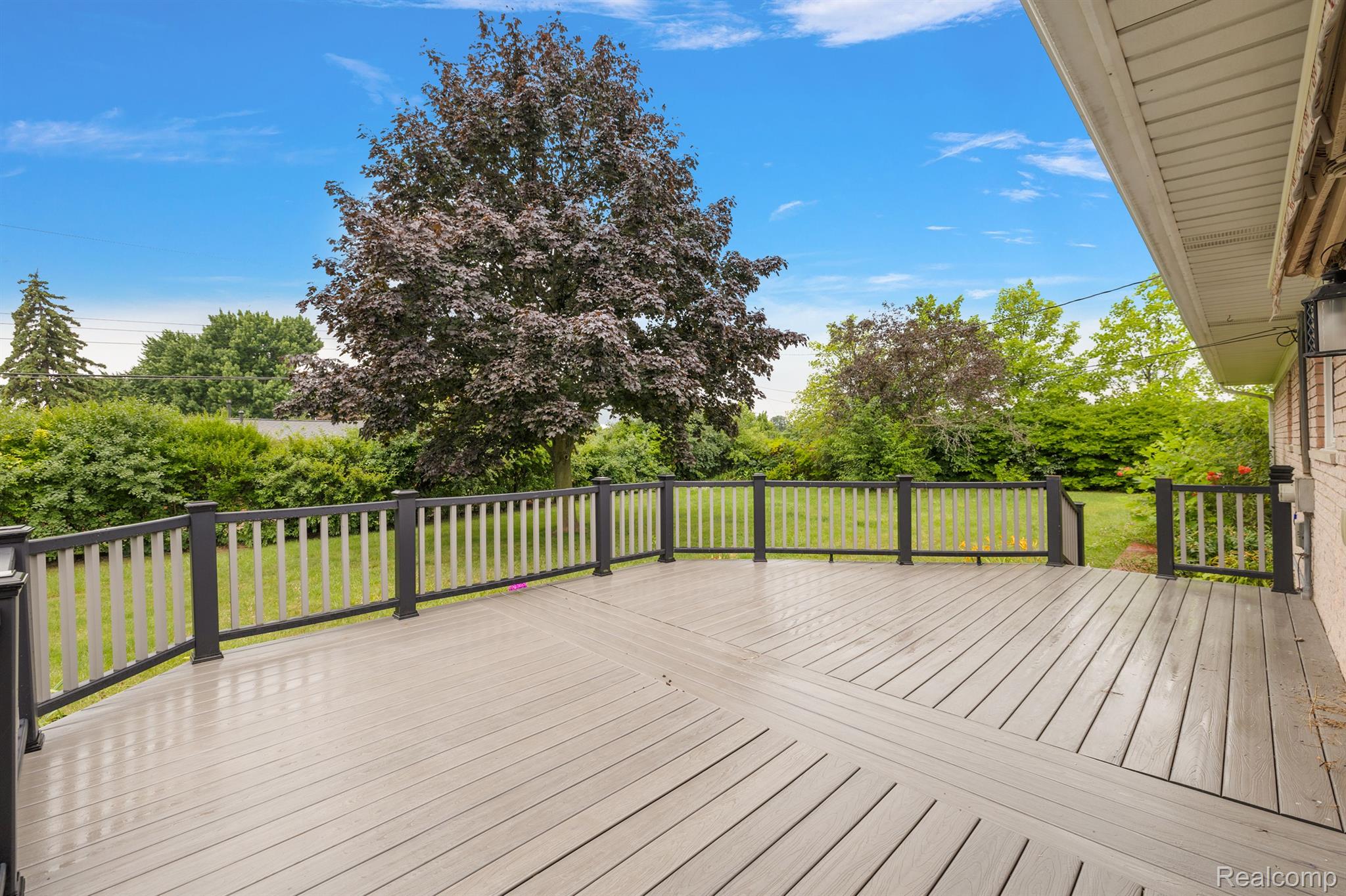 60 E SQUARE LAKE Road