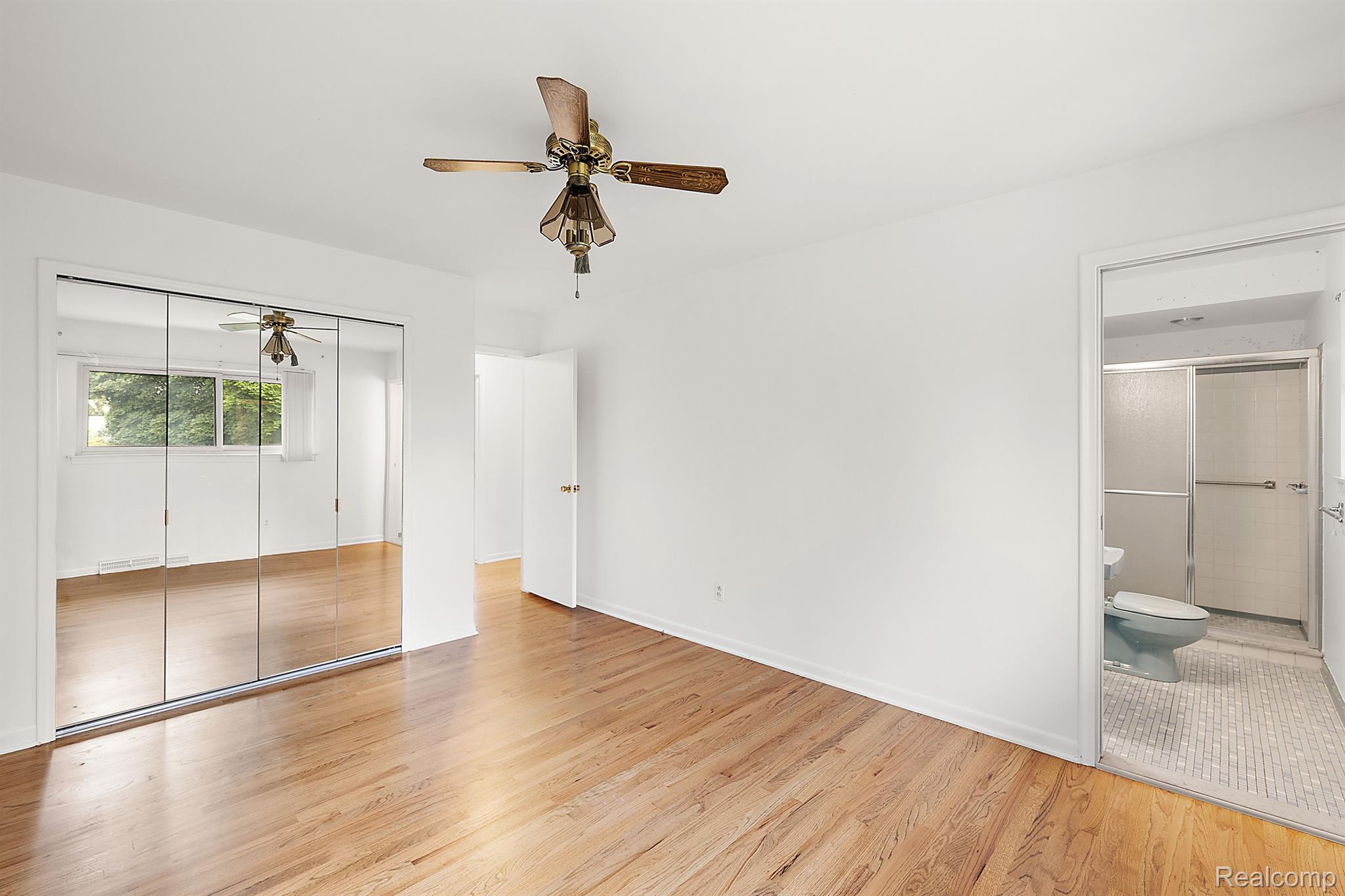 60 E SQUARE LAKE Road