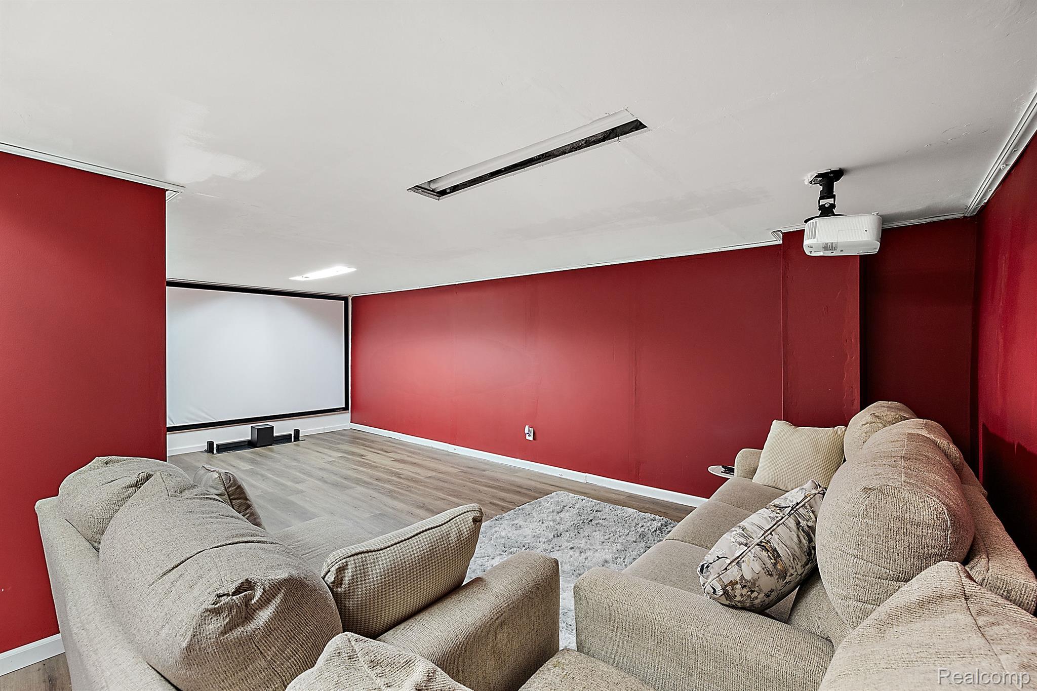 6660 RIDGEFIELD Circle Unit #204