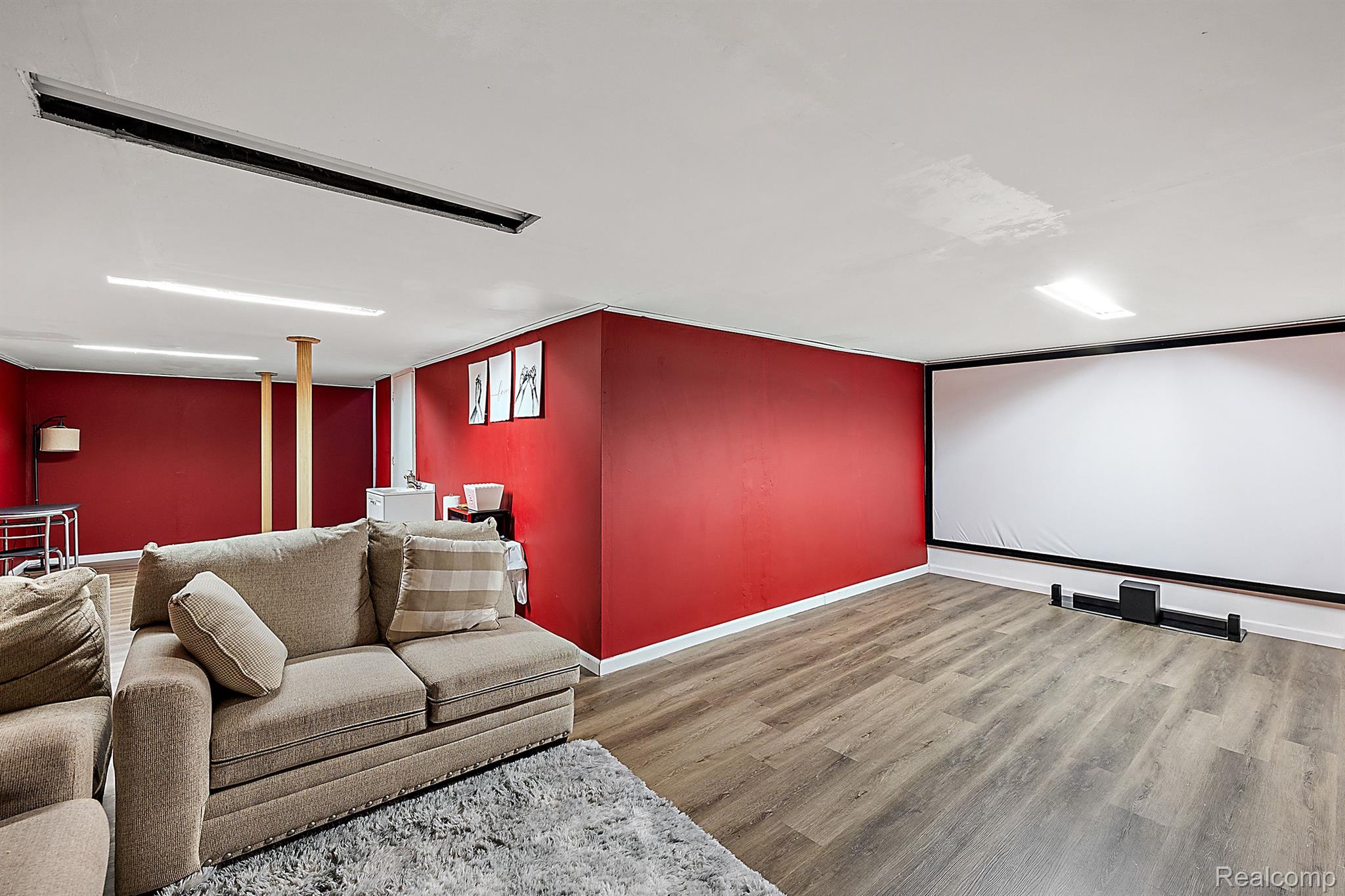 6660 RIDGEFIELD Circle Unit #204