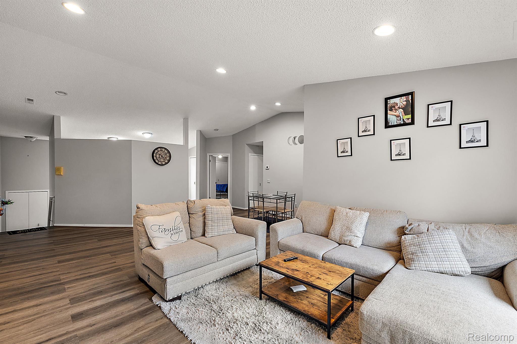 6660 RIDGEFIELD Circle Unit #204