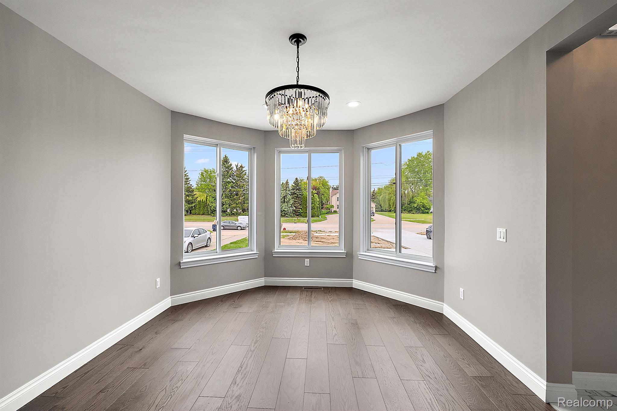 39830 DEQUINDRE Road